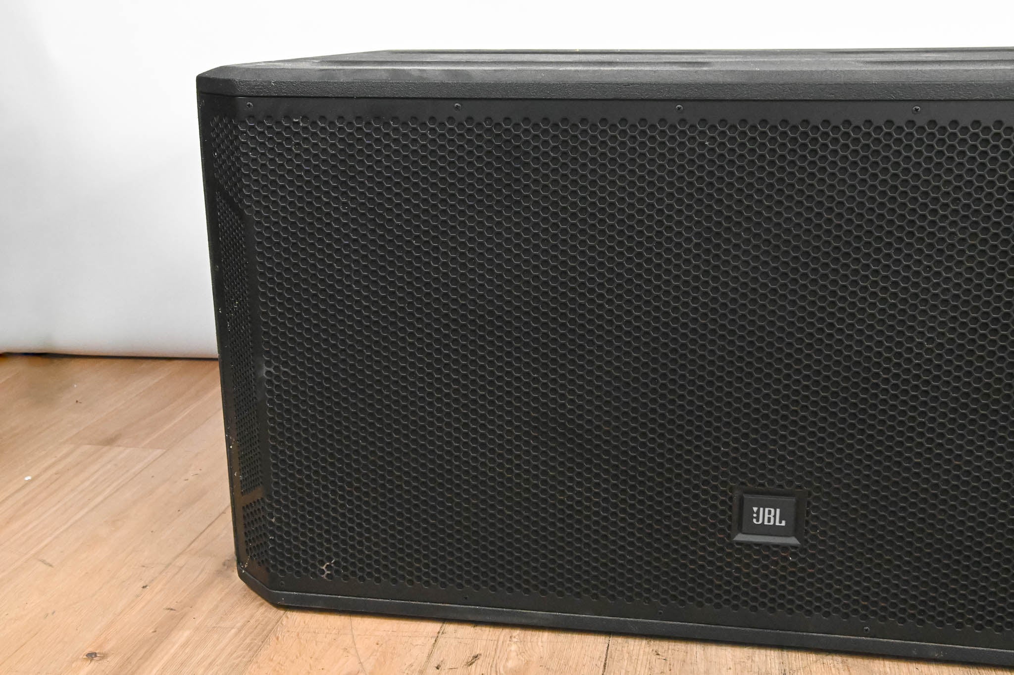 JBL STX828S Dual 18" Bass Reflex Subwoofer