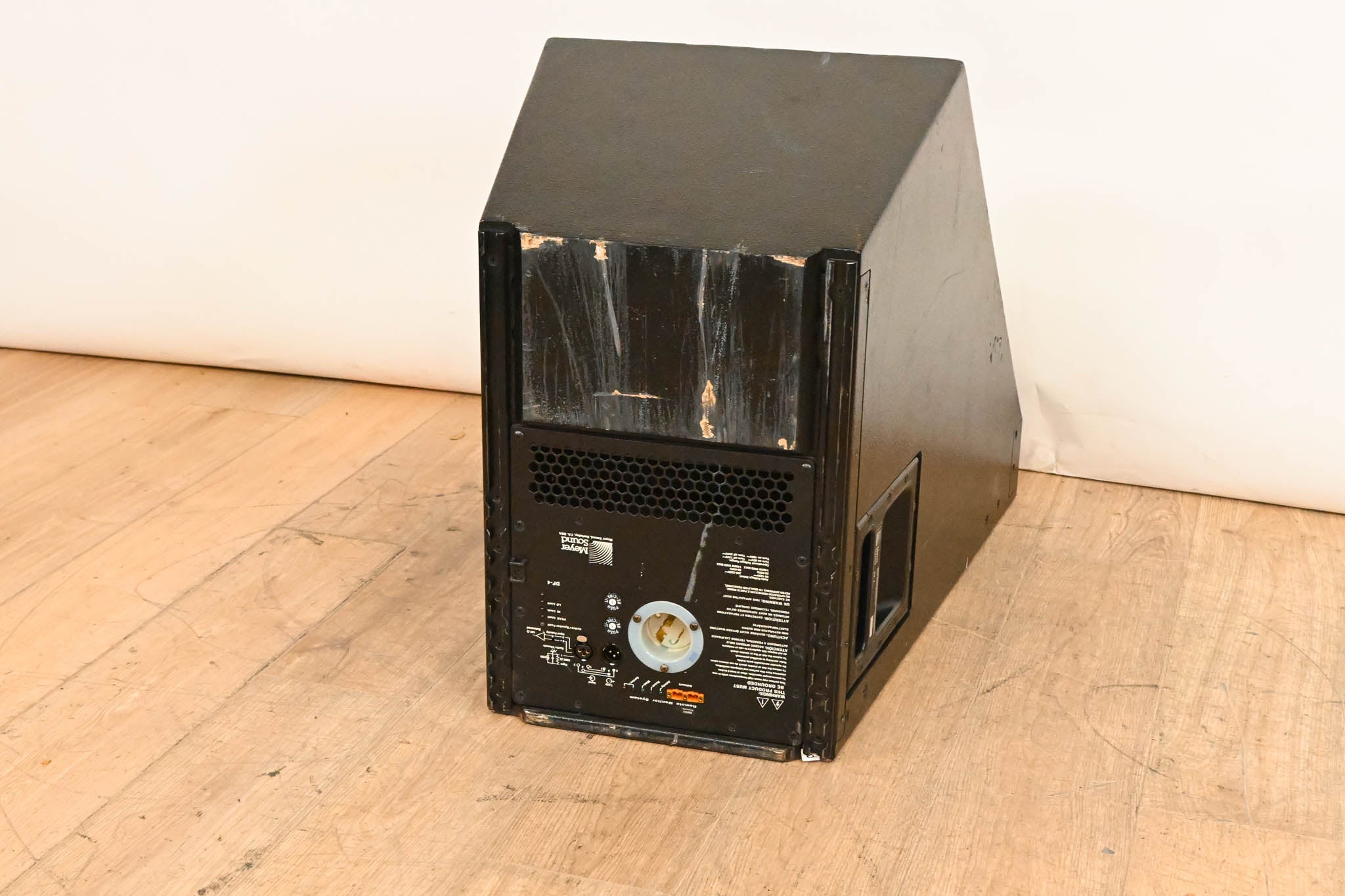 Meyer Sound DF-4 Medium-Throw Down Fill Self-Powered Loudspeaker