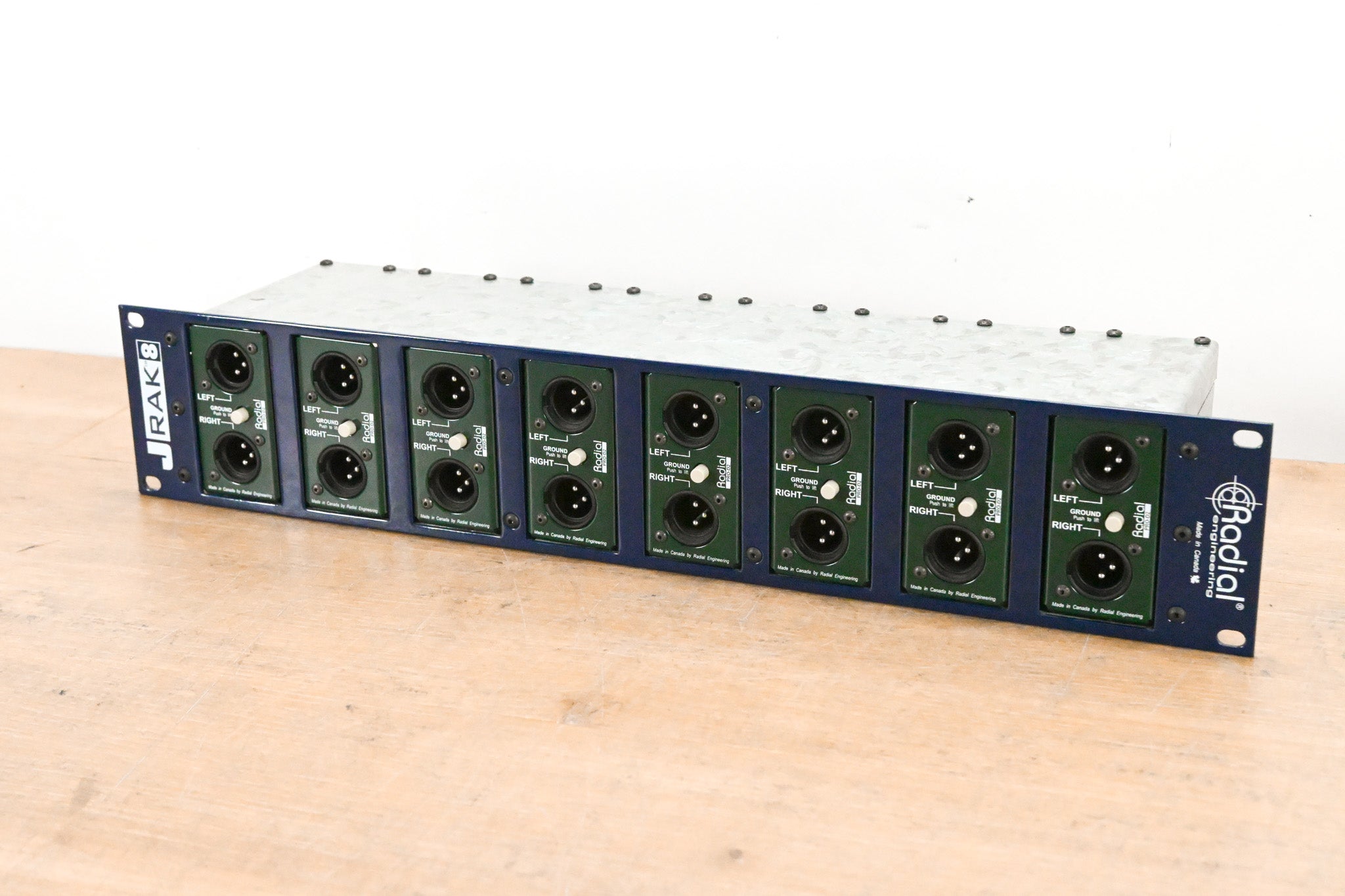 Radial Engineering J-Rak 8 8-Space Rack Adaptor with 8 Radial ProD2s