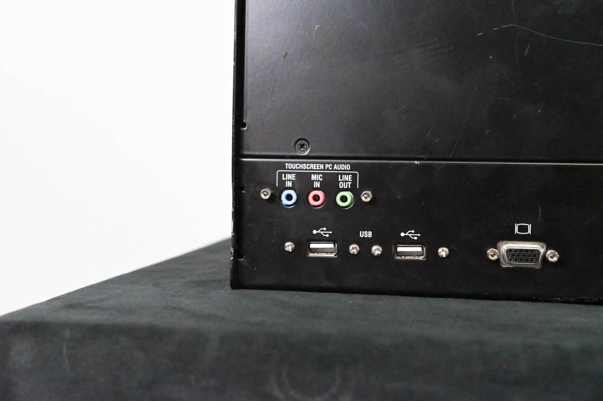 Allen & Heath iLive-T112 Mixing Surface with iDR-48 Fixed Format MixRack
