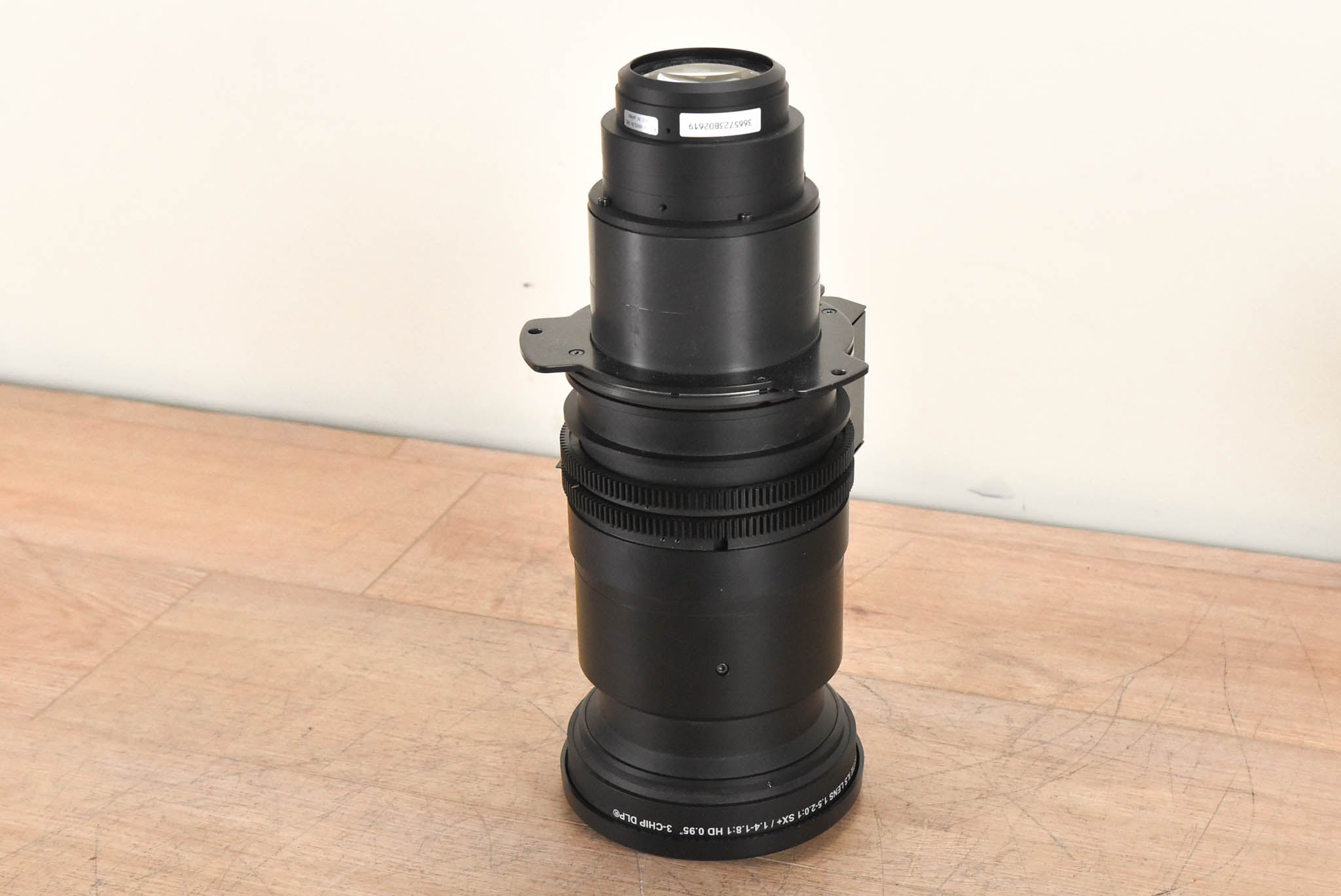 Christie ILS Lens 1.5-2.0:1 SX+ / 1.4-1.8:1 HD 0.95" 3-Chip DLP Lens