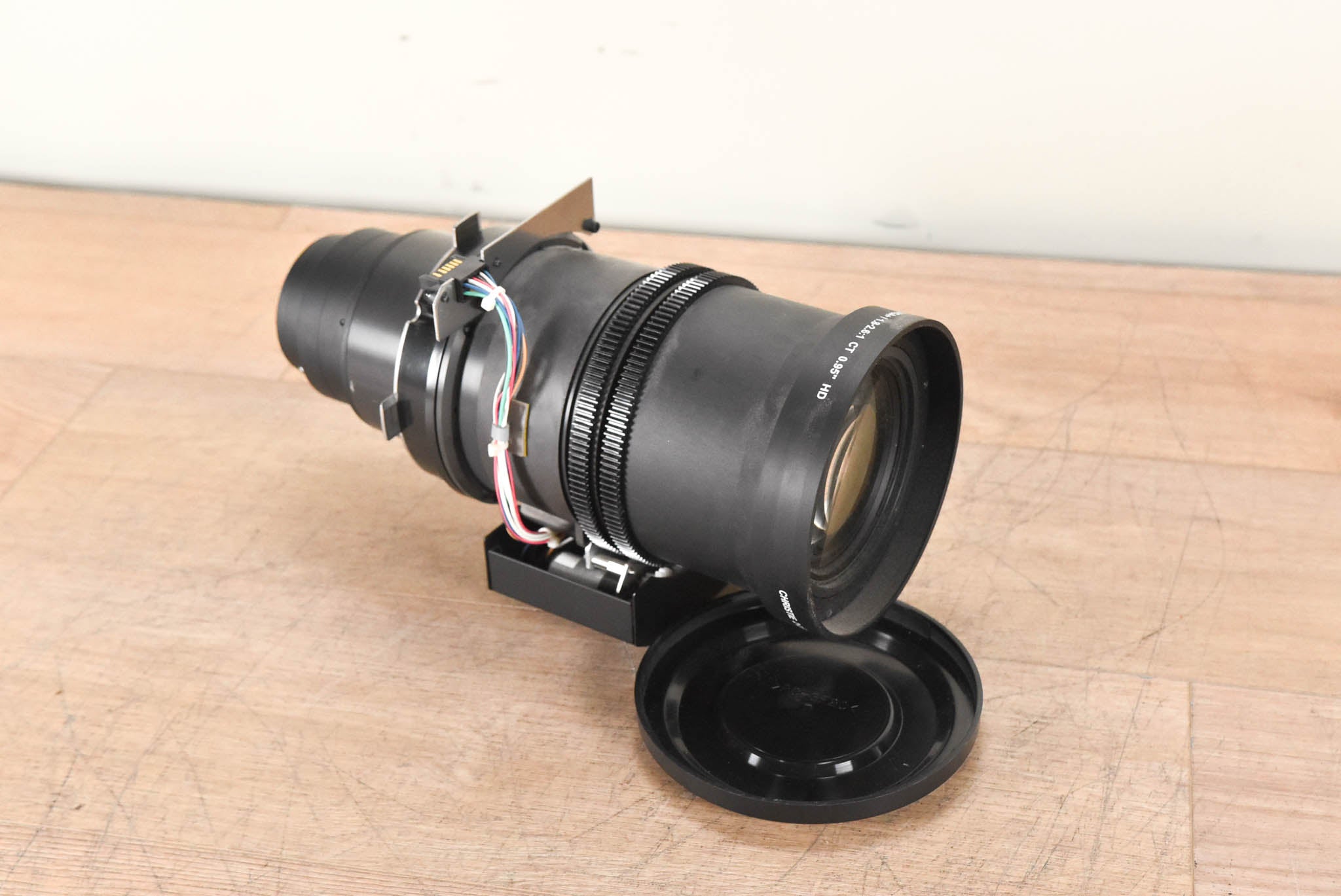 Christie 2-2.8:1 SXGA+ / 1.8-2.6:1 CT 0.95 HD Projector Zoom Lens