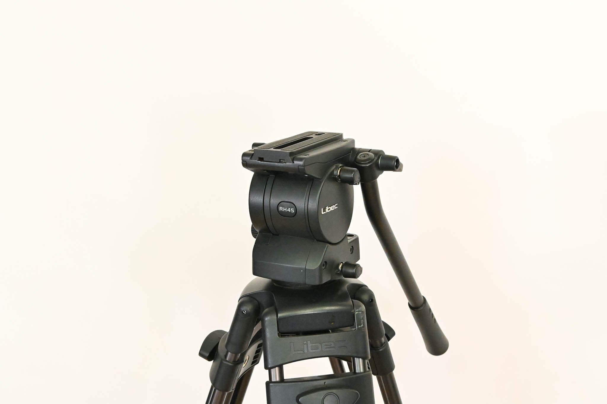 Libec RH45 Fluid Head with RT40B Tripod Legs and BR-4B Spreader