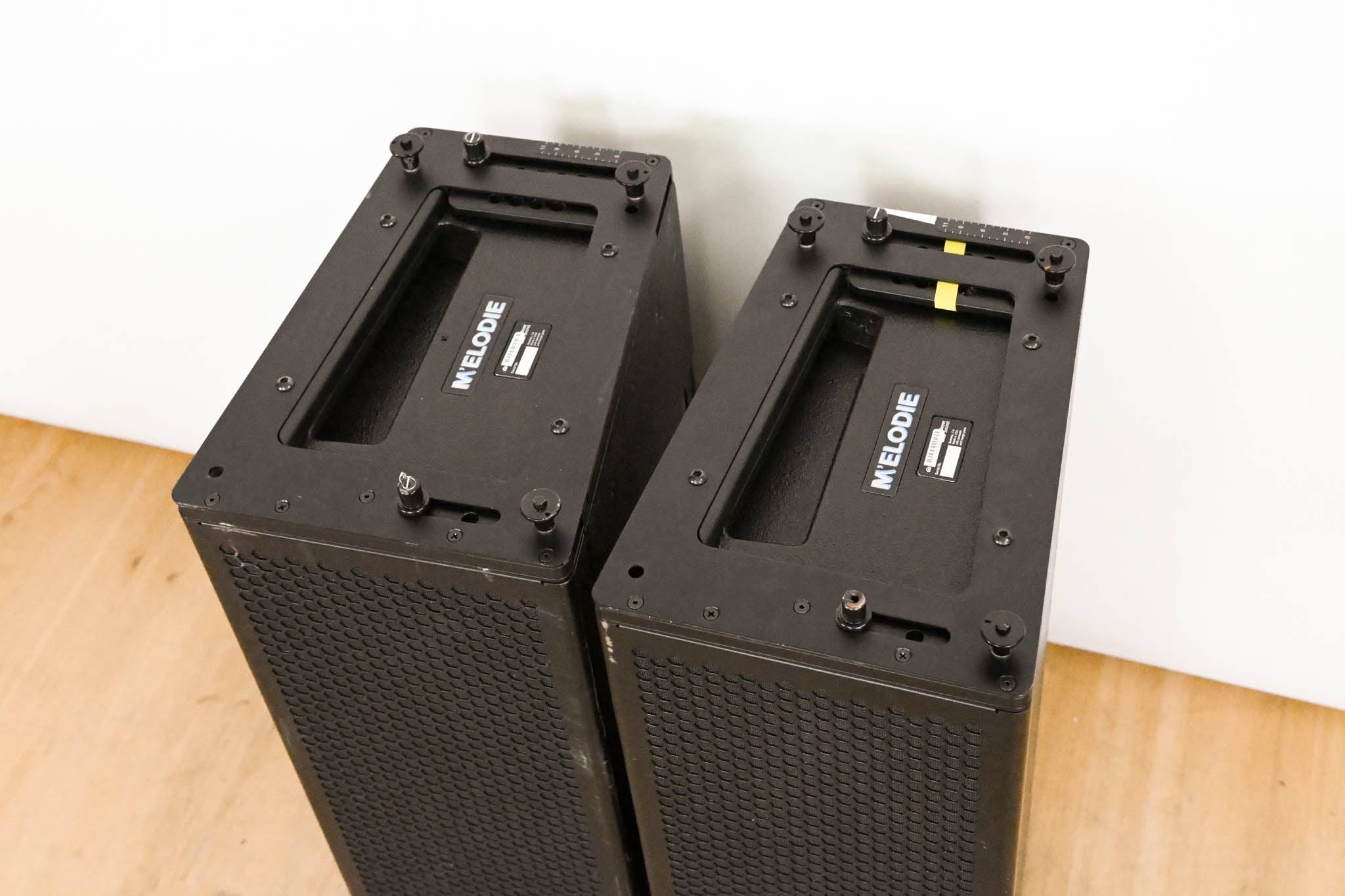 Meyer Sound M'elodie High-Power Curvilinear Array Loudspeaker (PAIR)