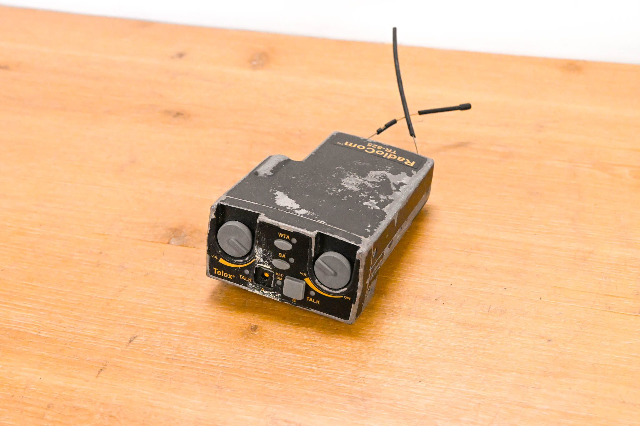 Telex RadioCom TR-825 2-Channel Binaural UHF Transceiver