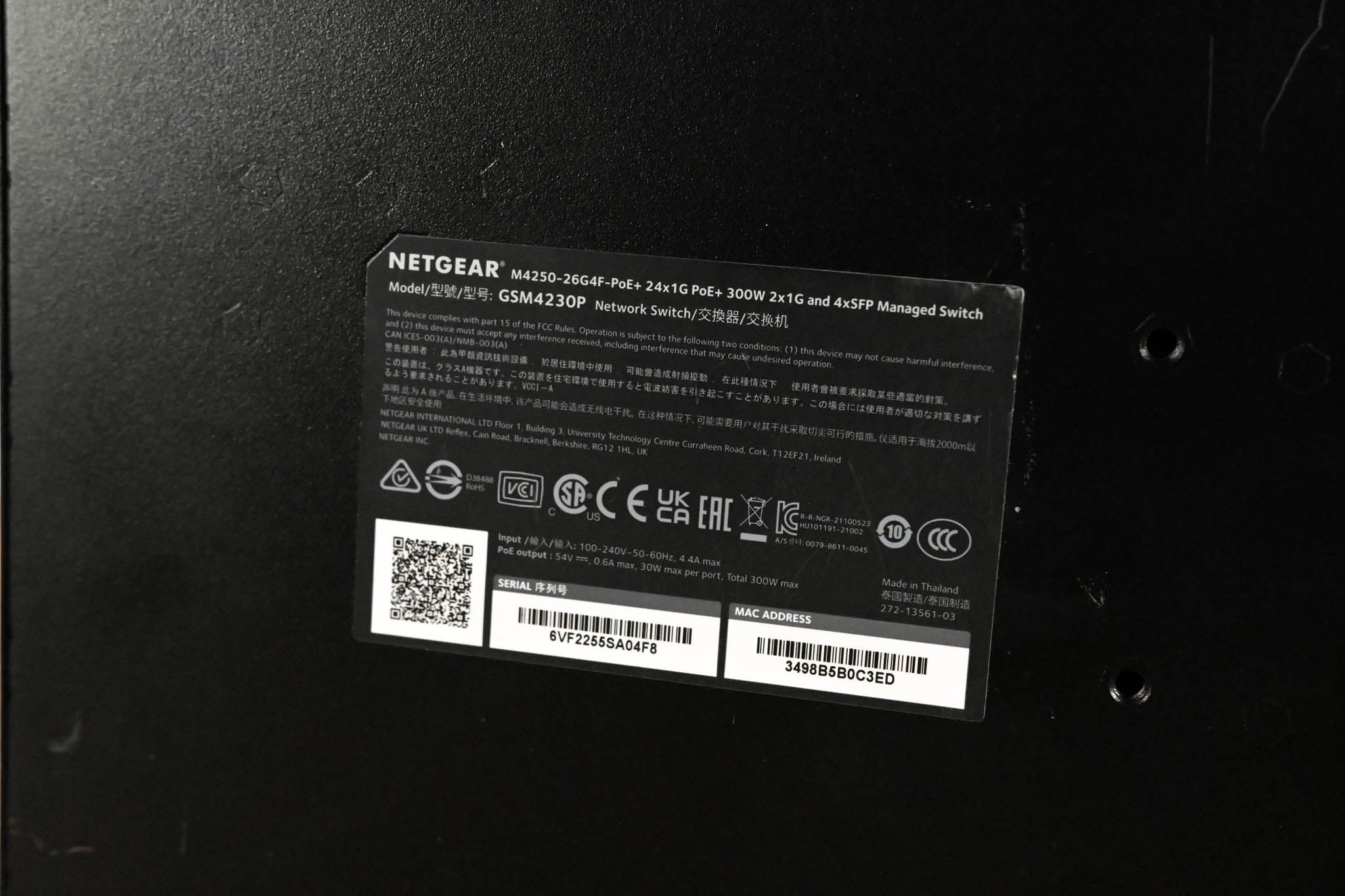 NETGEAR M4250-26G4F-PoE+ AV Line 24x1G PoE+ 300W 2x1G and 4xSFP Switch