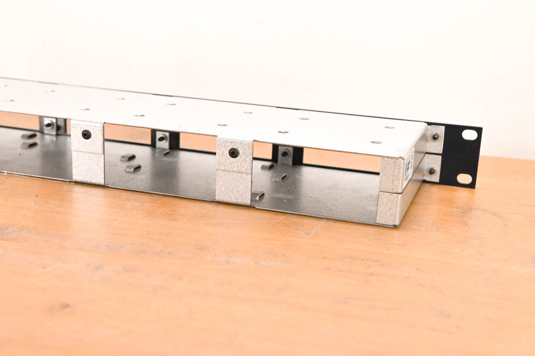 Radial Engineering J-Rak 4 4-Space Rack Adaptor