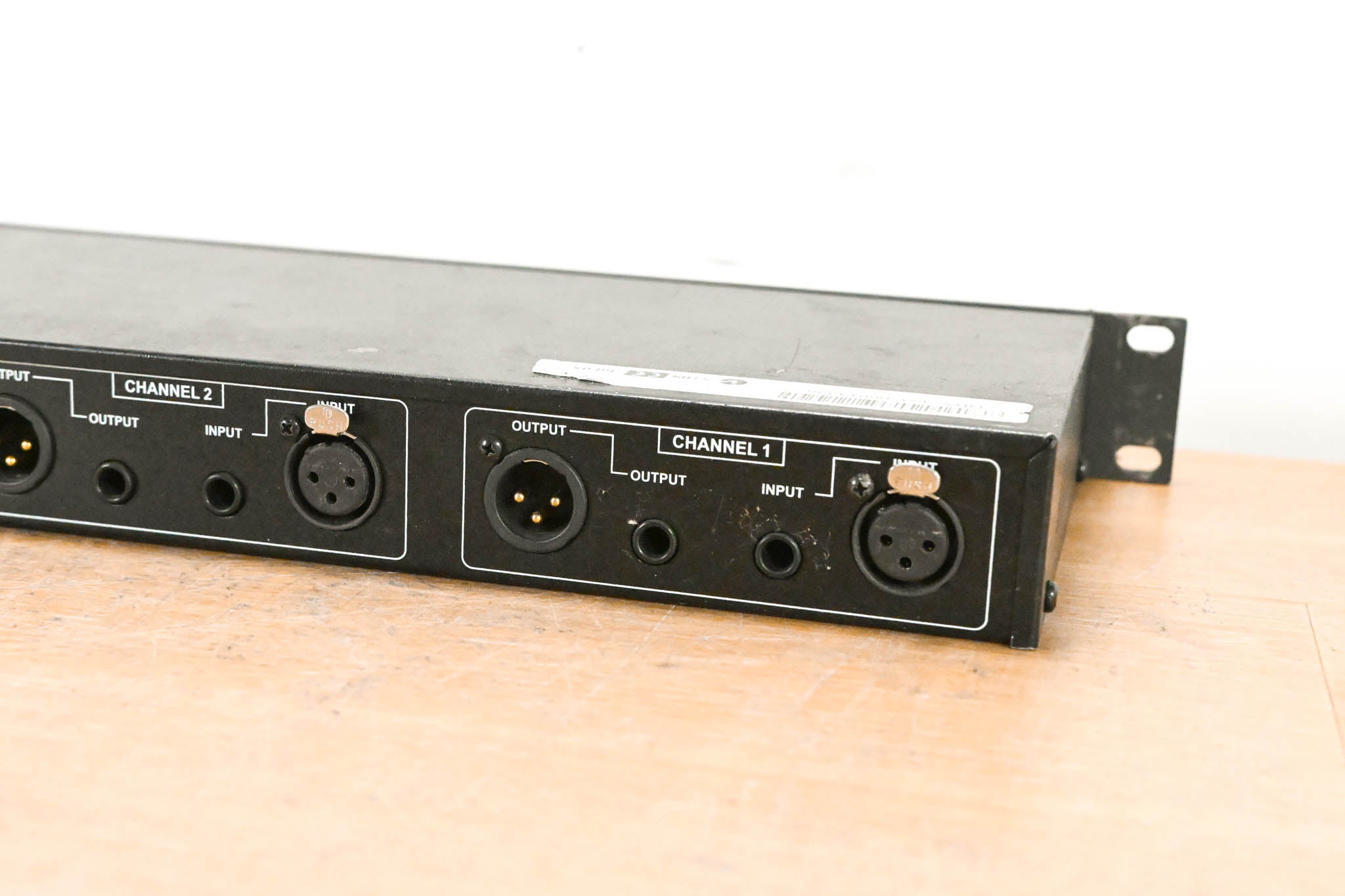 dbx 215 Dual Channel 15-Band Graphic Equalizer