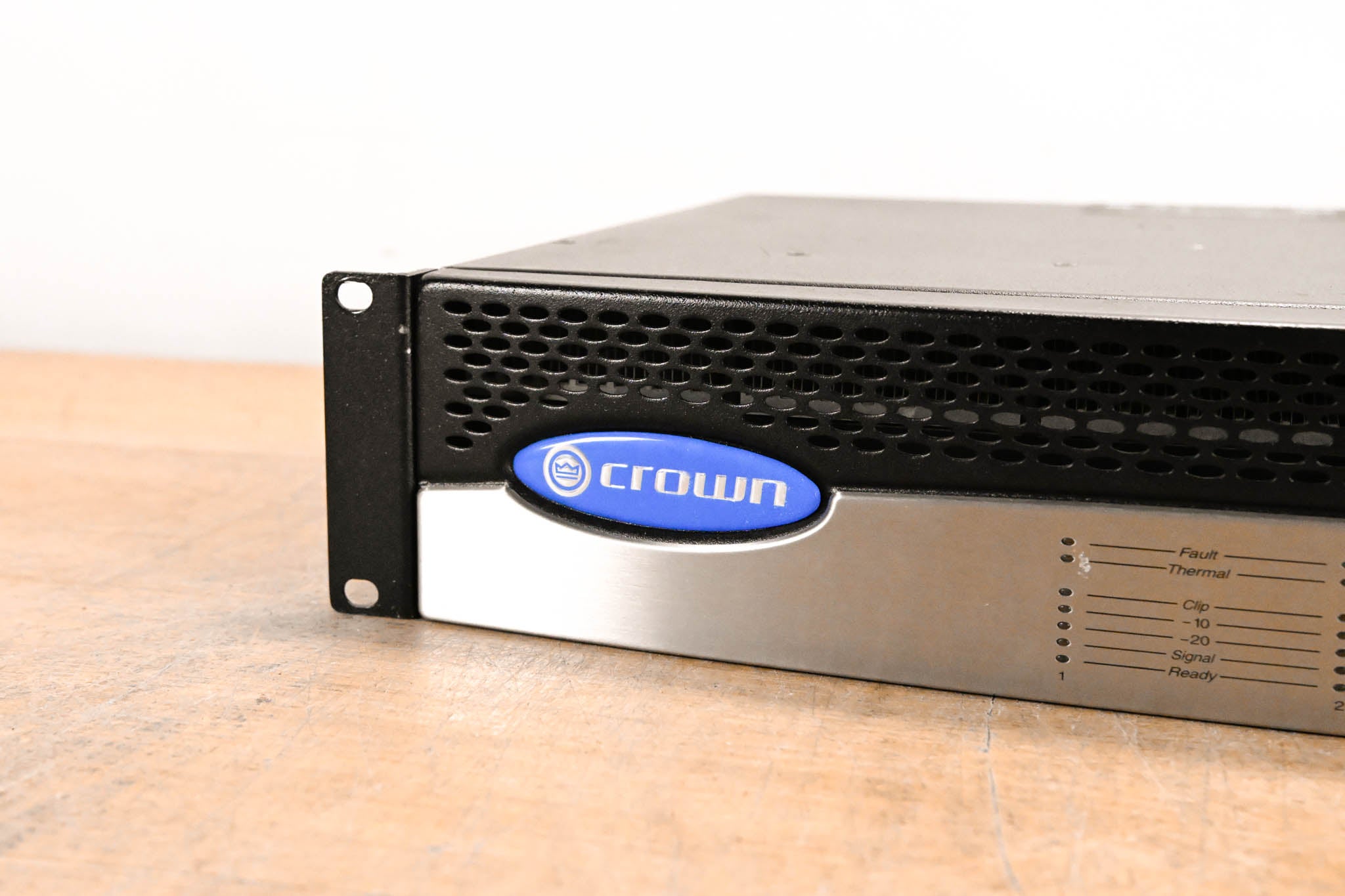 Crown CTs 2000 2-Channel 1000W Power Amplifier