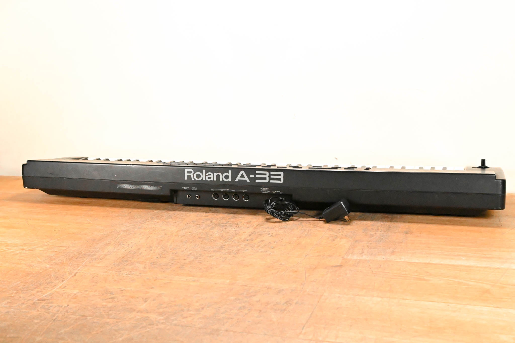 新品同様 Roland A-33 76鍵 MIDIキーボードコントローラー Roland A-33 76-Key MIDI Keyboard Controller CG01MCC