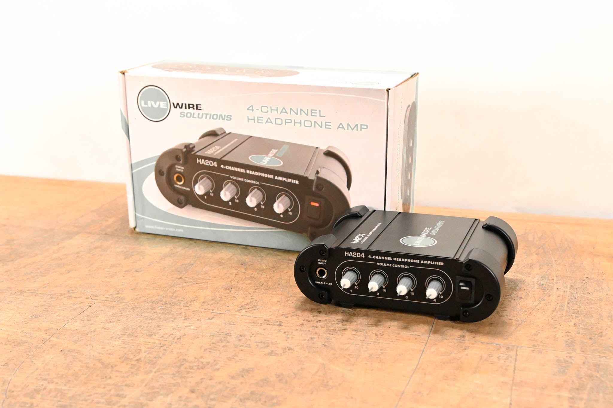 Livewire HA204 4-Channel Headphone Amplifier (NO POWER SUPPLY)