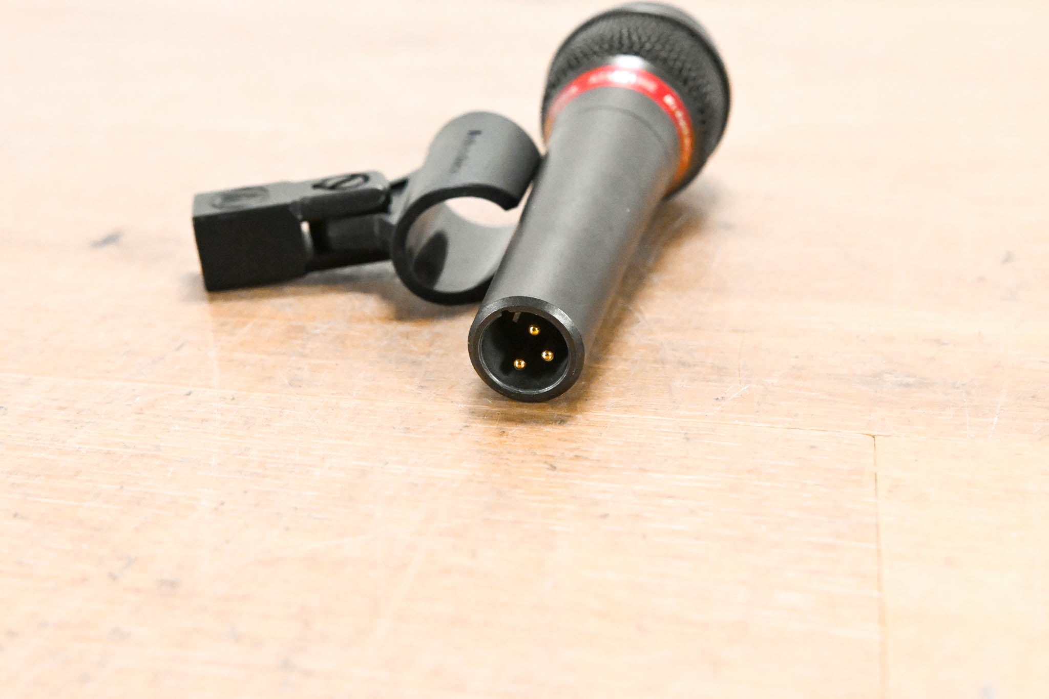 Audio-Technica ATM61HE Hypercardioid Dynamic Handheld Microphone