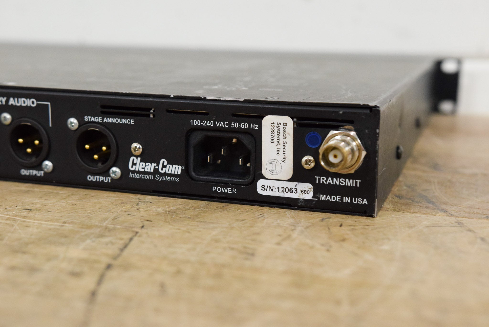 Clear-Com WBS-680 Two-Channel UHF Wireless Base Station - B4 Band