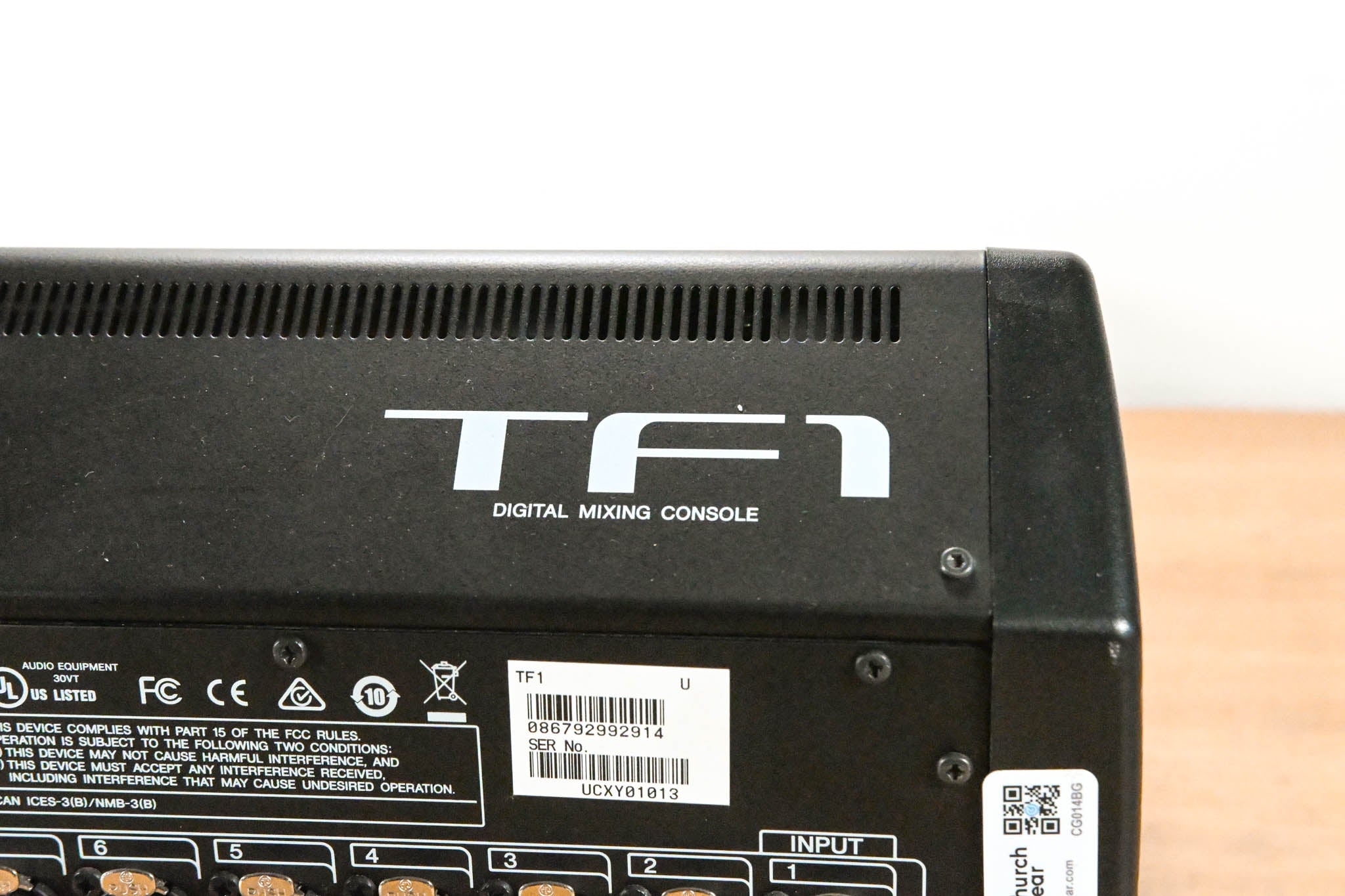 Yamaha TF1 16-Channel Digital Mixing Console