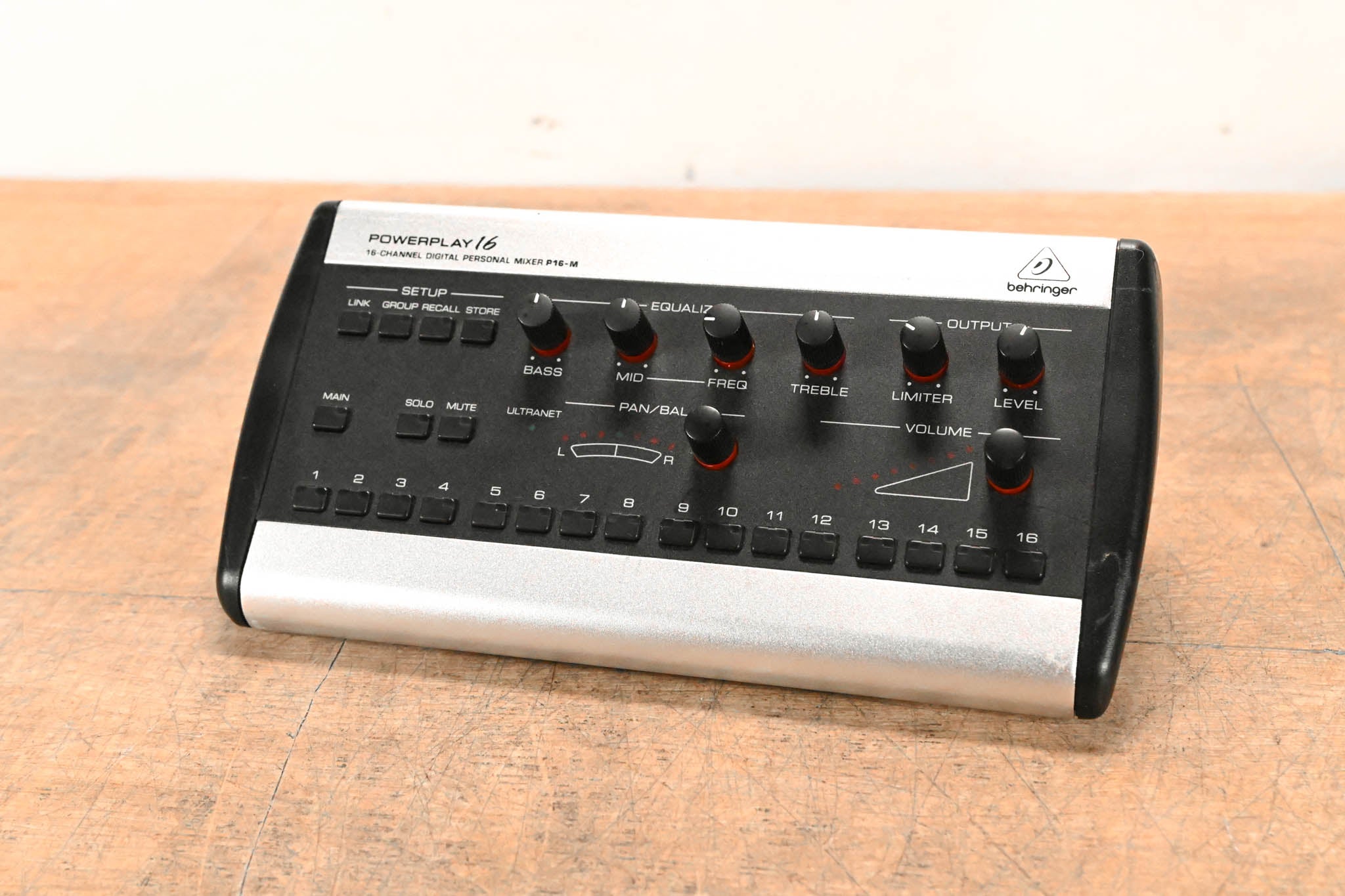Behringer Powerplay P16-M 16-Channel Digital Personal Mixer