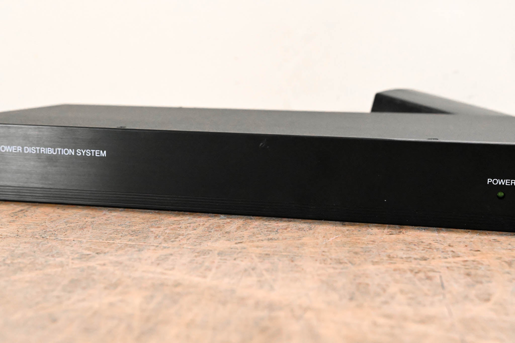 Shure UA844SWB Antenna Distribution System - 470-952 MHz