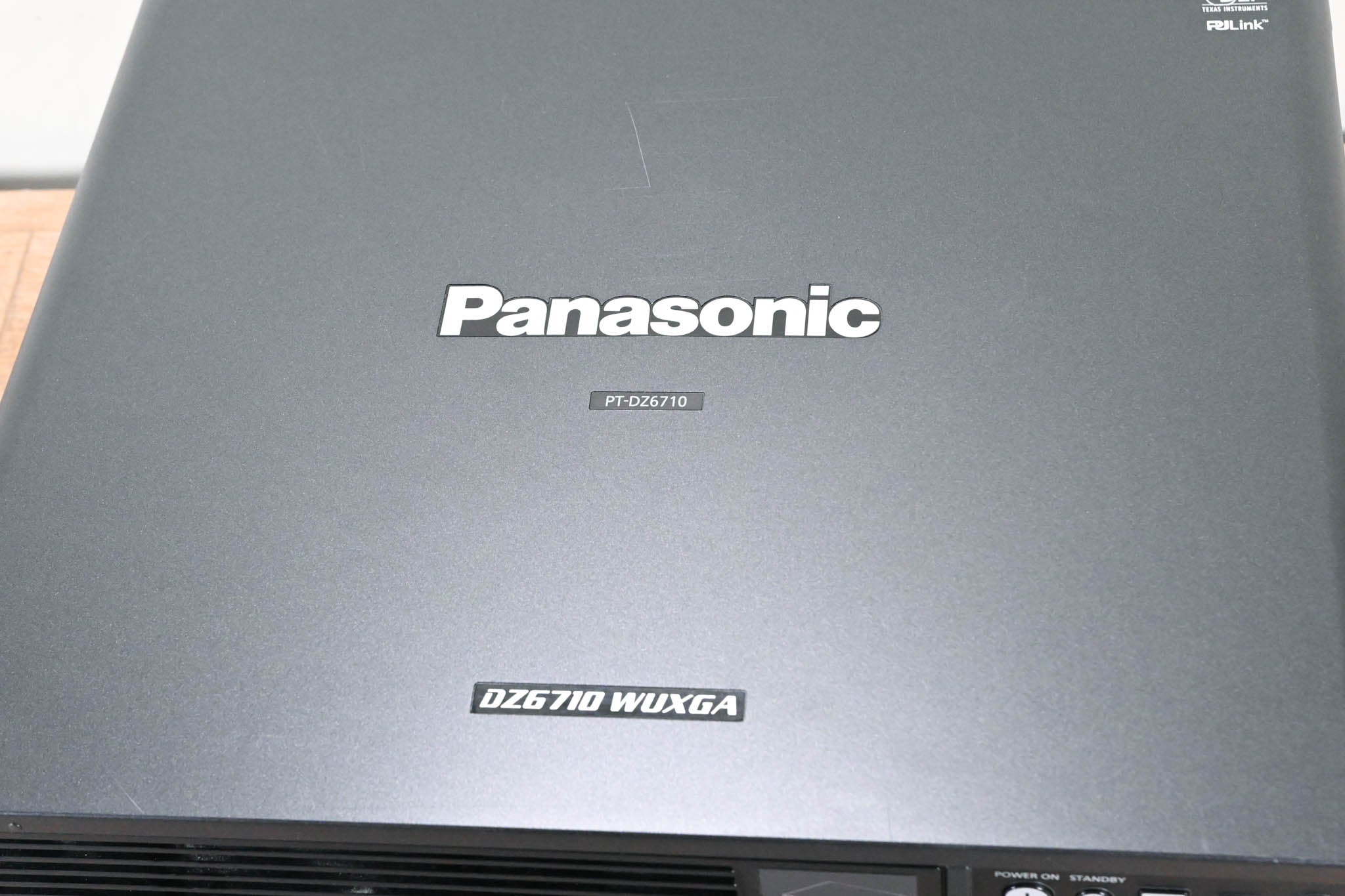 Panasonic PT-DZ6710UL 6,000-Lumen WUXGA Large Venue DLP Projector