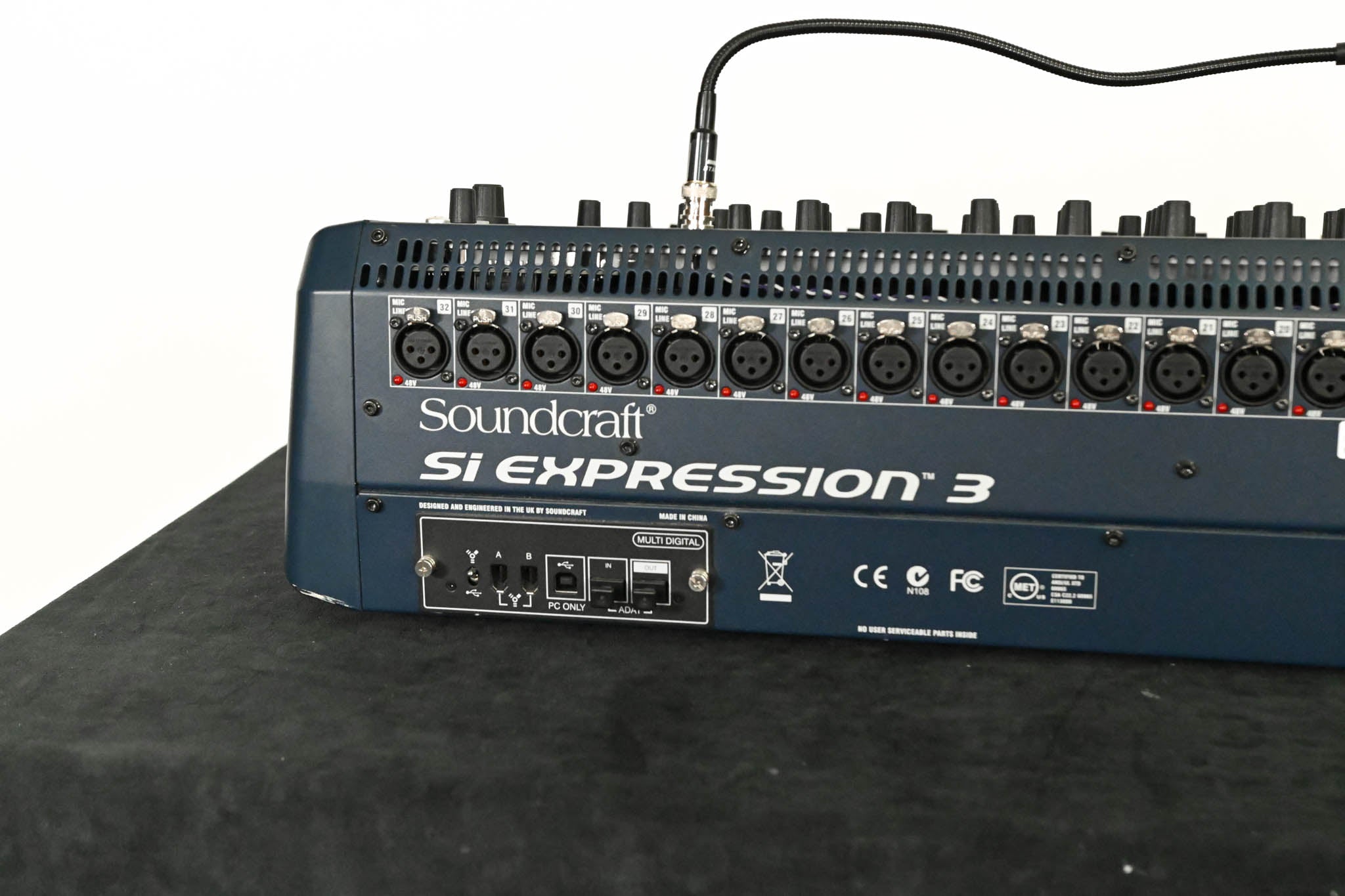 Soundcraft Si Expression 3 32-Channel Digital Mixer