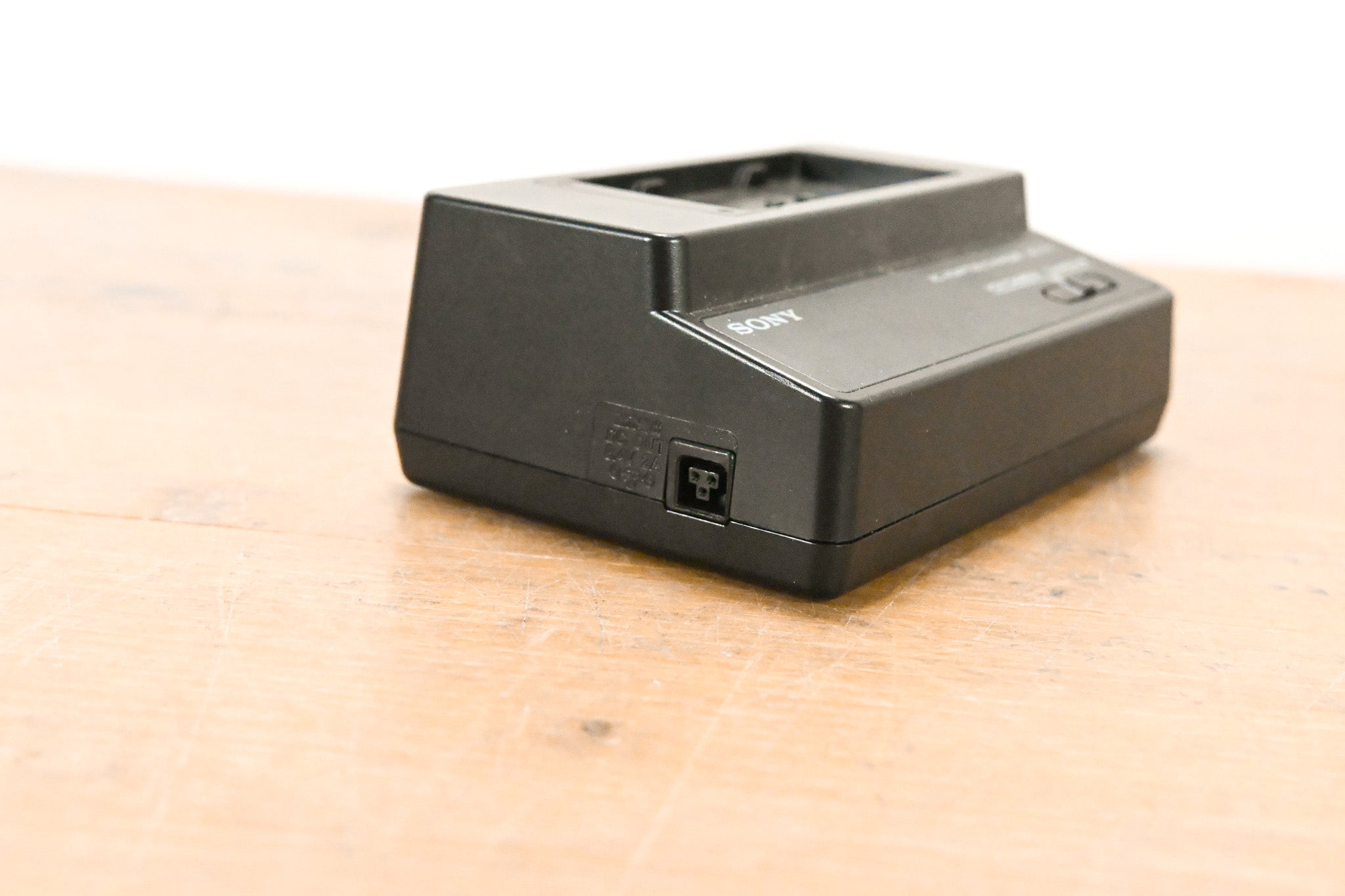 Sony AC-VL1 AC Adapter/Charger (NO POWER SUPPLY)