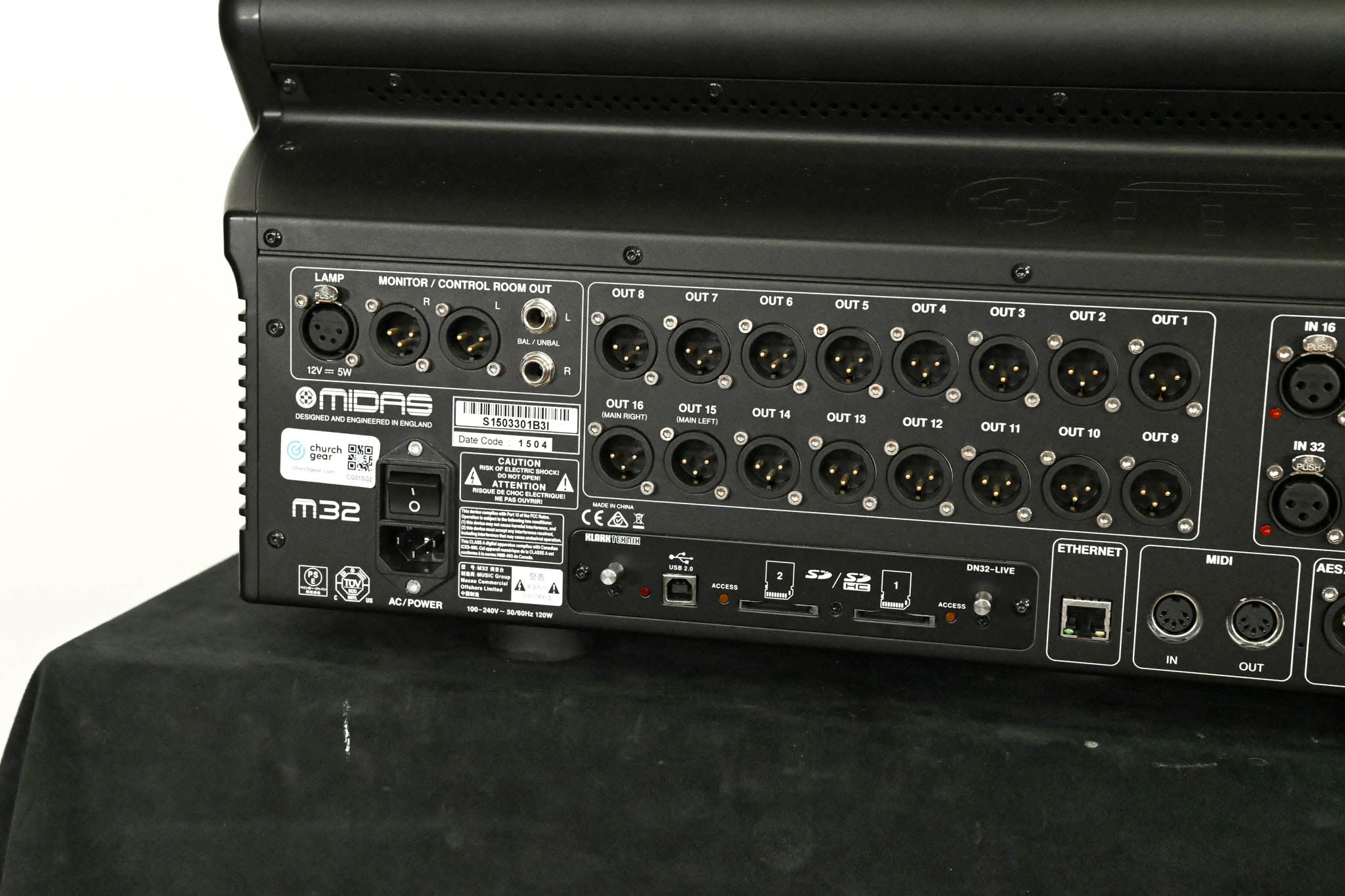 Midas M32 40-Channel Digital Audio Mixing Console