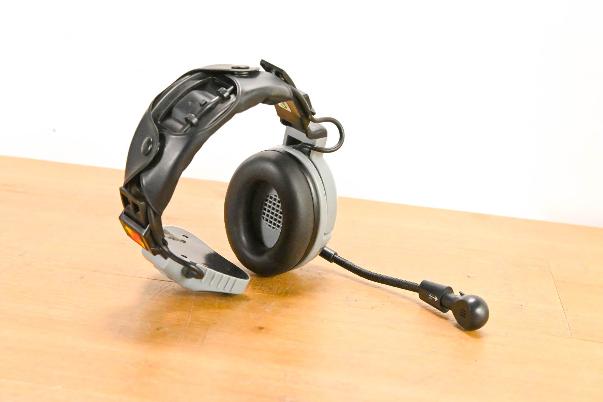 Eartec ComSTAR Single-Ear Full Duplex Wireless Headset
