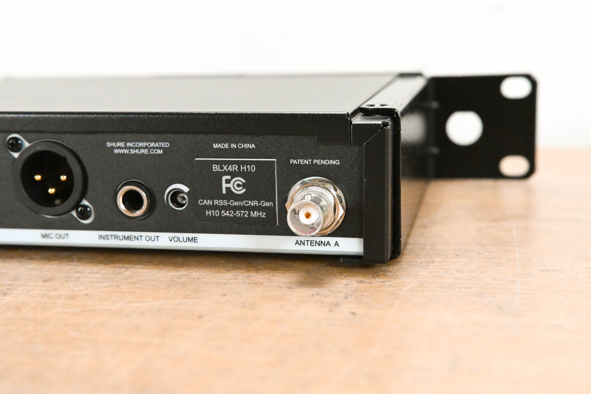 Shure BLX24R/B58 Handheld Wireless System - H10 Band (NO POWER SUPPLY)