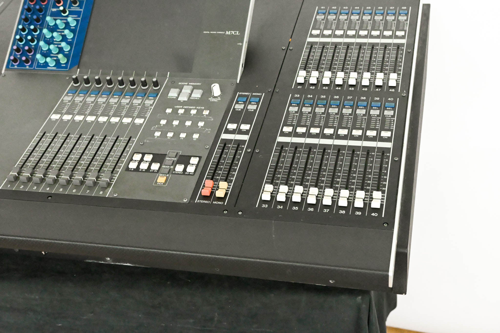 Yamaha M7CL-48ES 48-Channel EtherSound Digital Audio Mixer