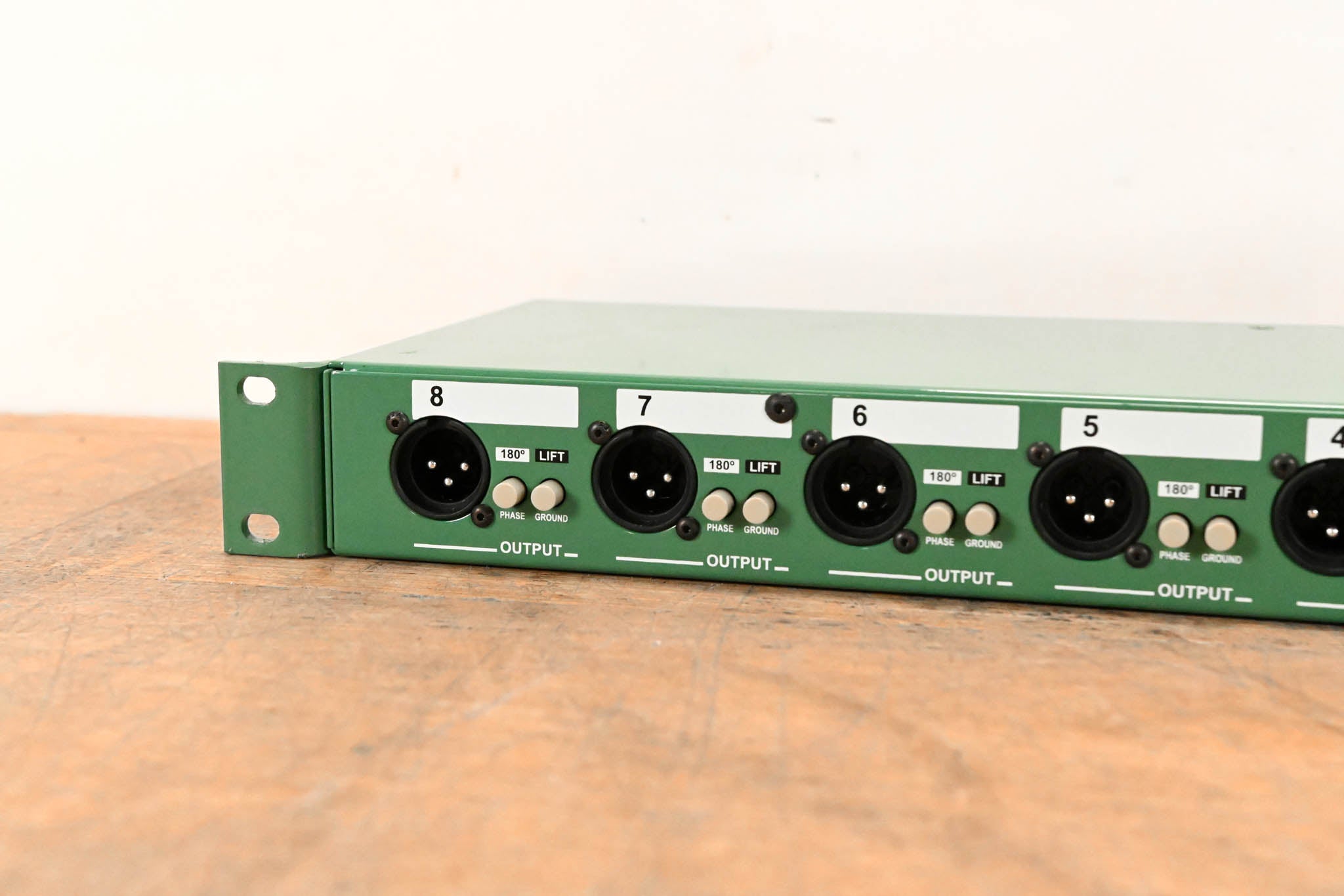 Radial Engineering ProD8 8-Channel Passive Instrument Direct Box