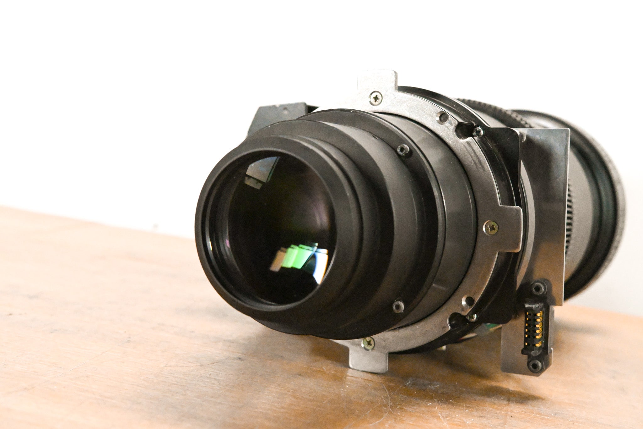 Christie 1.5-2:1 0.95" SXGA+ / 1.4-1.8:1 CT 0.95" HD Projector Zoom Lens