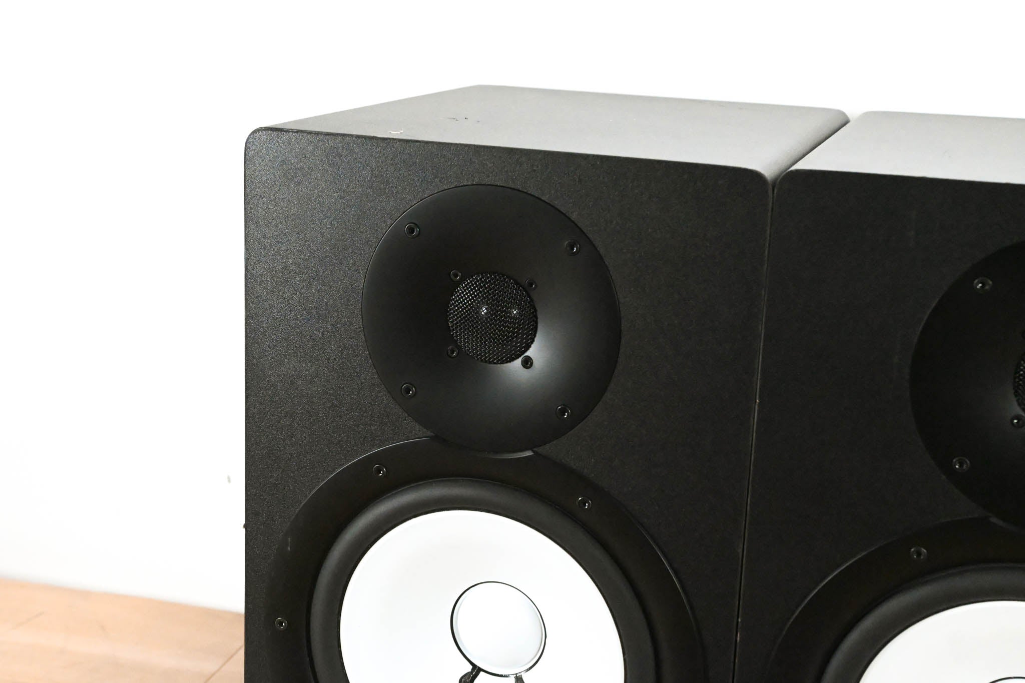 Yamaha HS80M Powered Studio Monitor Speaker (PAIR)