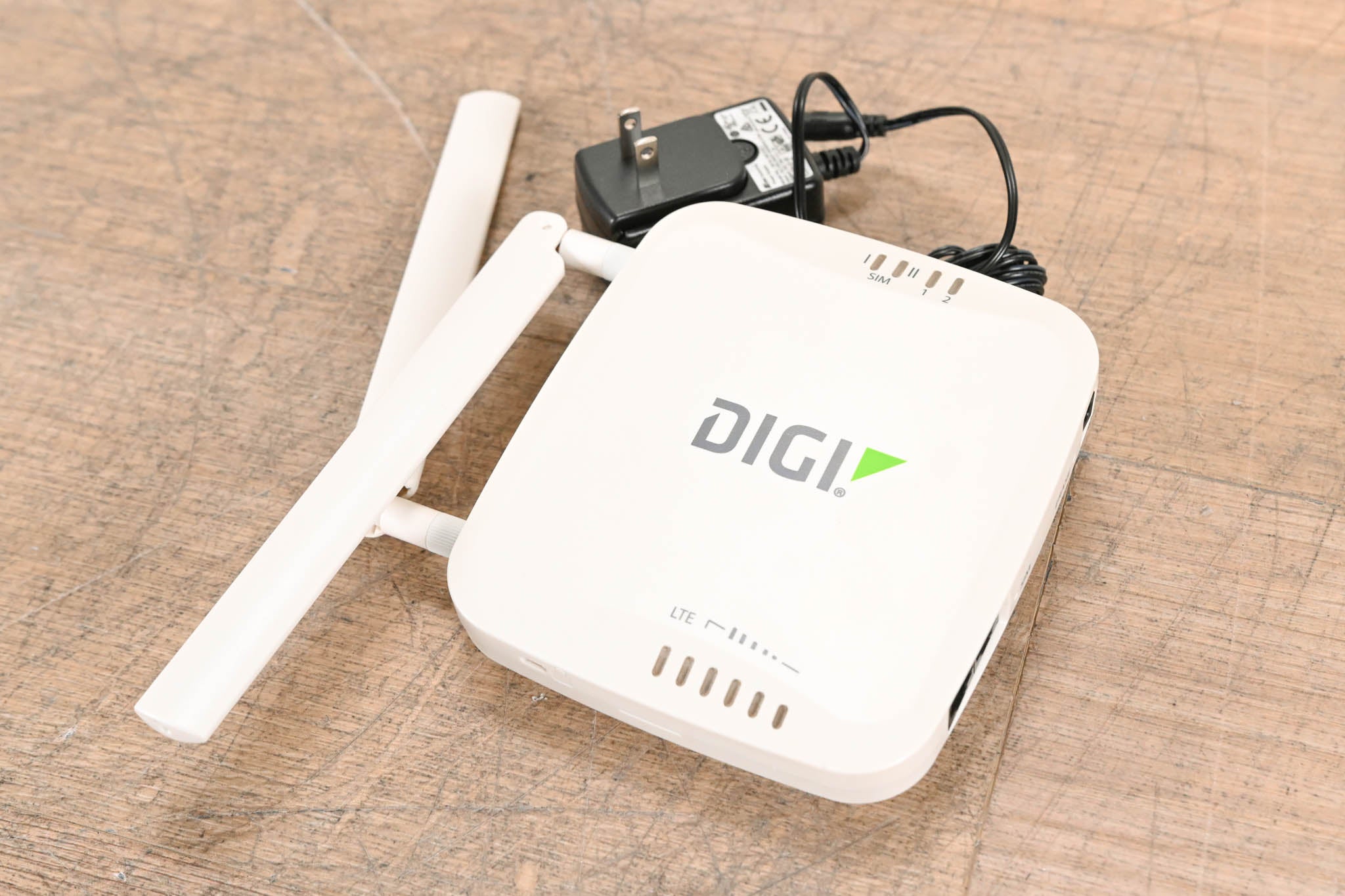 Digi International Digi 6310-DX LTE Cellular Extender