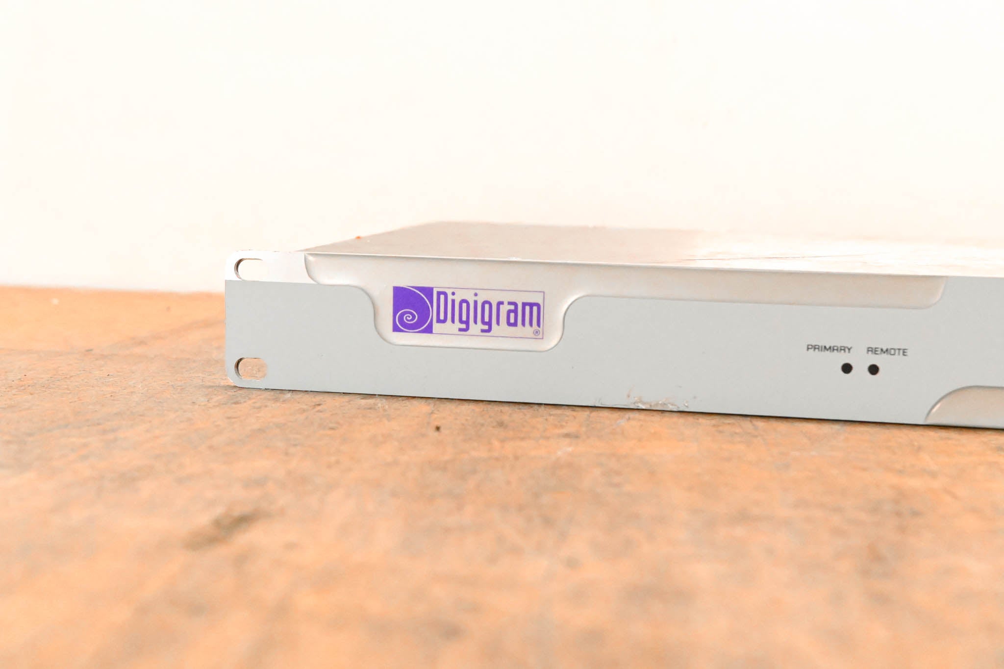 Digigram EtherSound ES8IN 8-input Ethernet Audio Bridge