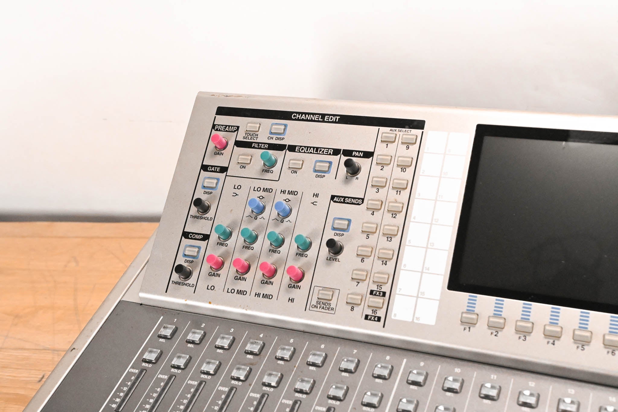 Roland M-400 48-Channel Live Digital Mixing Console