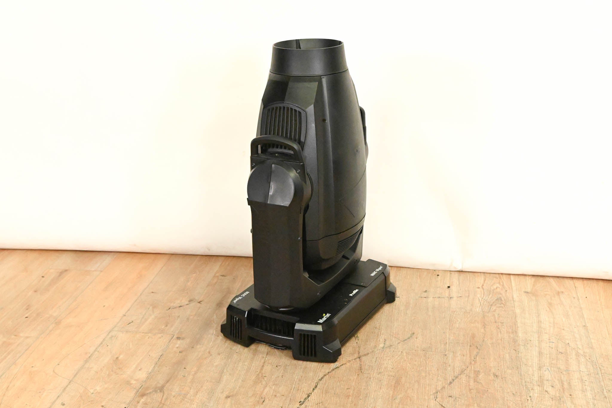 Martin MAC Viper Profile High Output Discharge-Based Moving Light