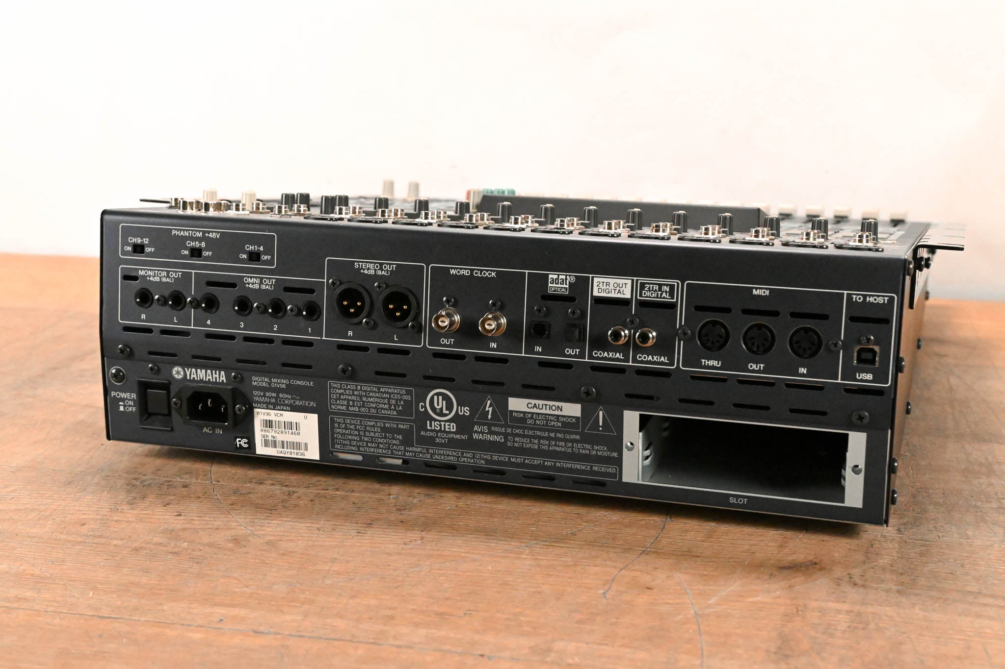 Yamaha 01V96 24-Bit/96k Digital Recording Mixer