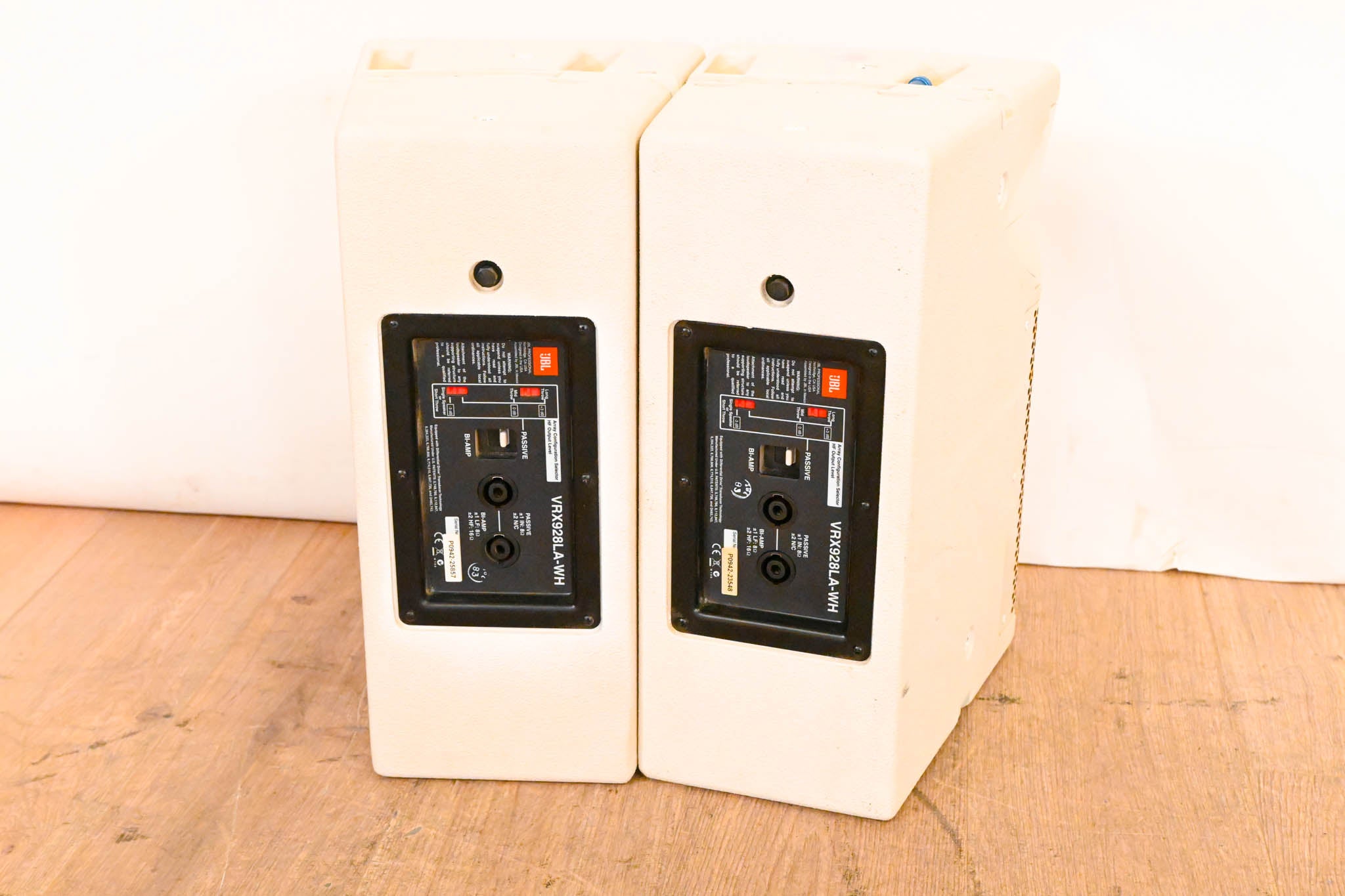 JBL VRX928LA-WH 8" Two-Way Line Array Loudspeaker System (PAIR)