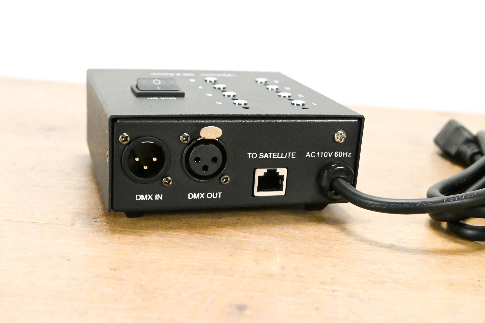 Springtree SM-8-Switch | DMX Desk Station