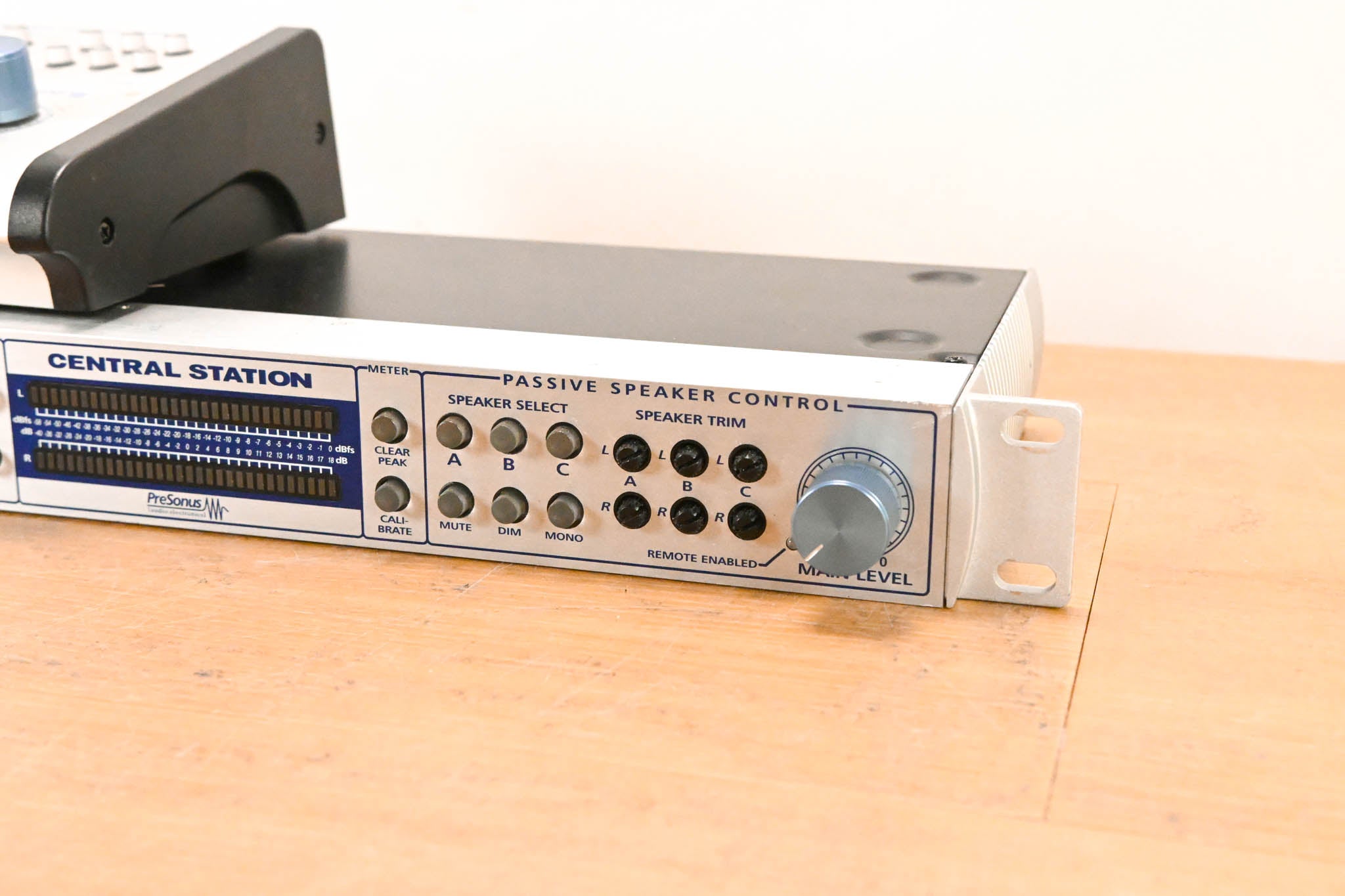 PreSonus Central Station PLUS Monitor Controller w/ Remote (NO PSU)