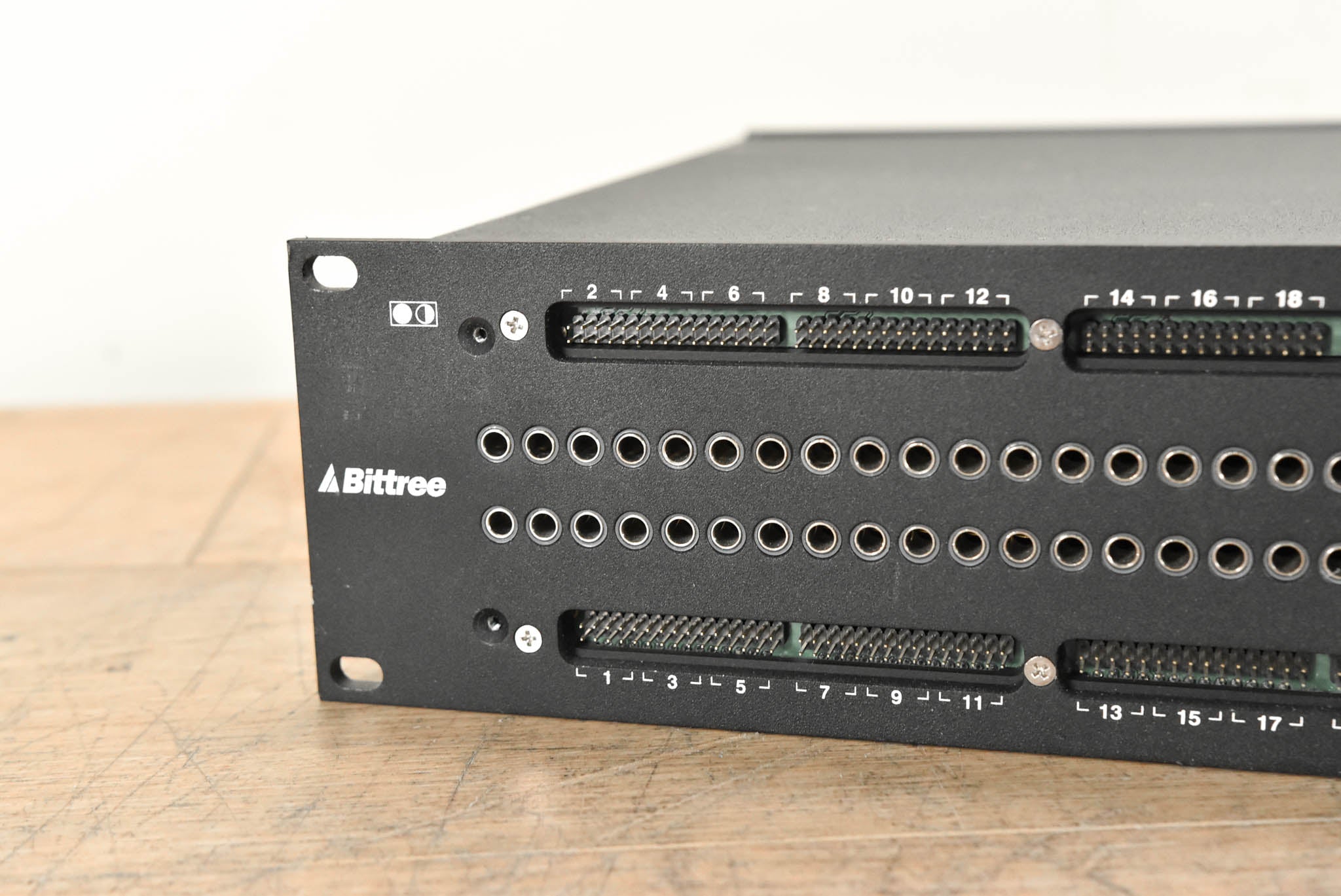 Bittree B96DC-FNPBT/E3 M2OU12B 2x48 Patch Bay