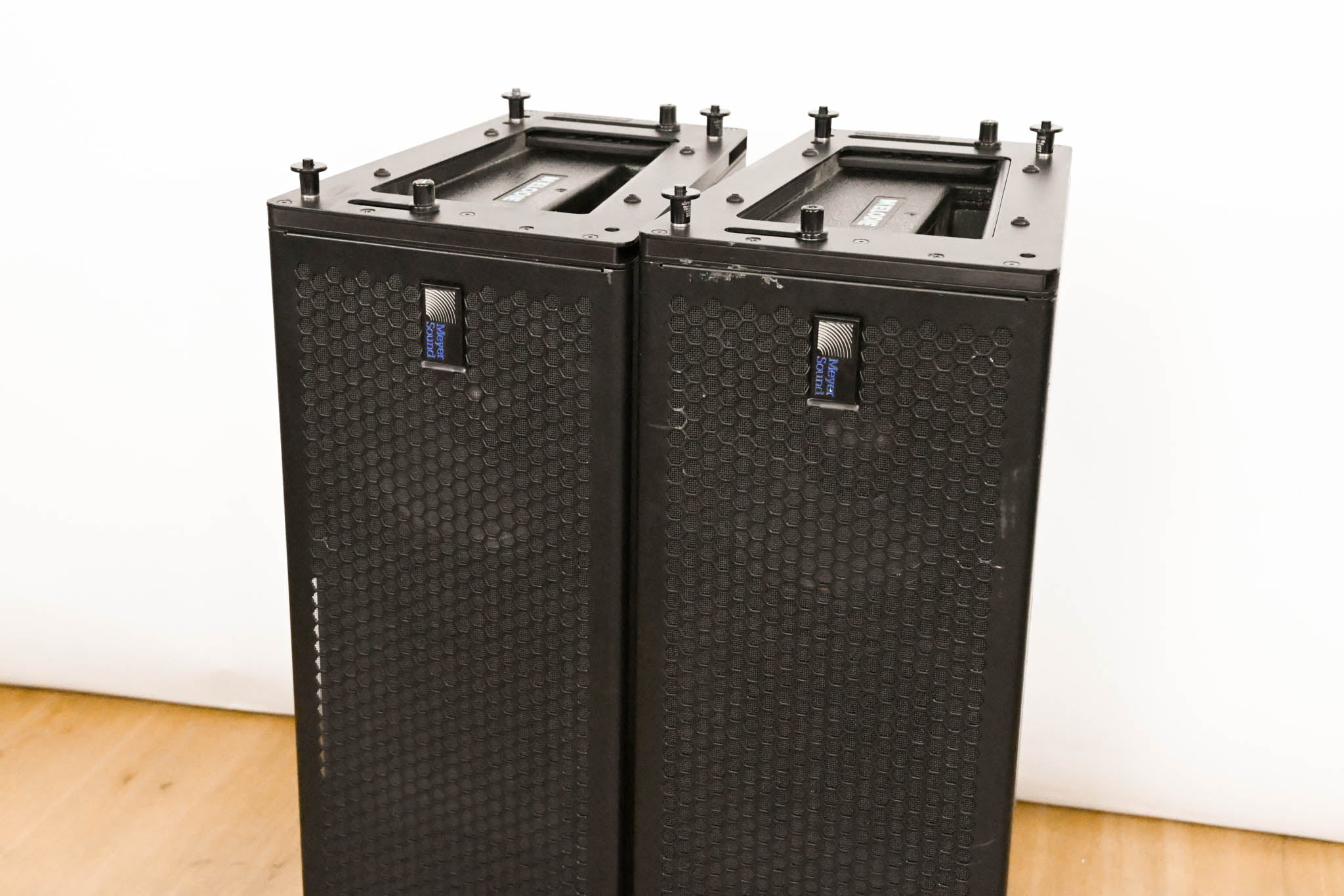 Meyer Sound M'elodie High-Power Curvilinear Array Loudspeaker (PAIR)