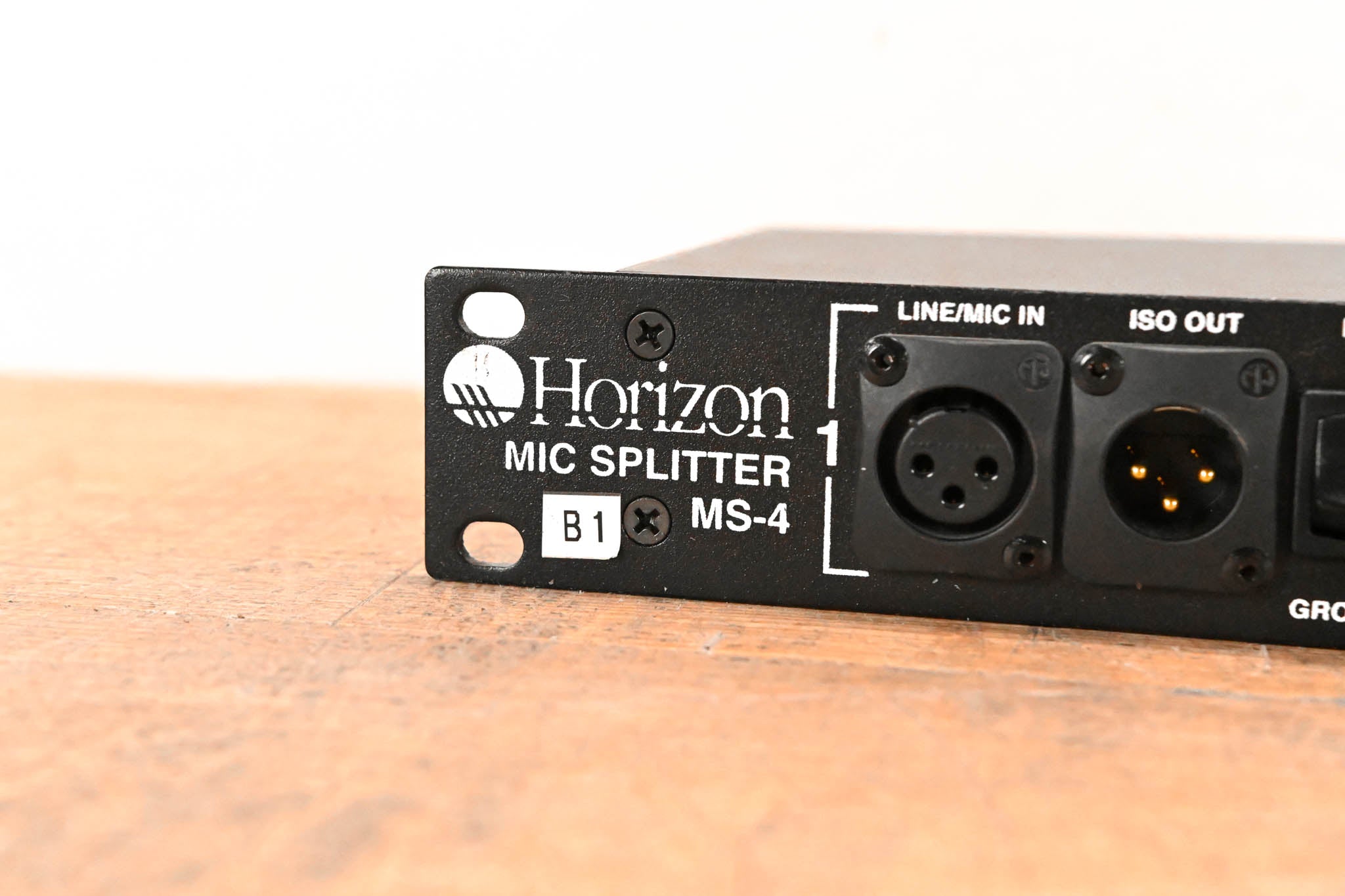 Horizon MS-4 4-Channel Rackmount Mic Splitter
