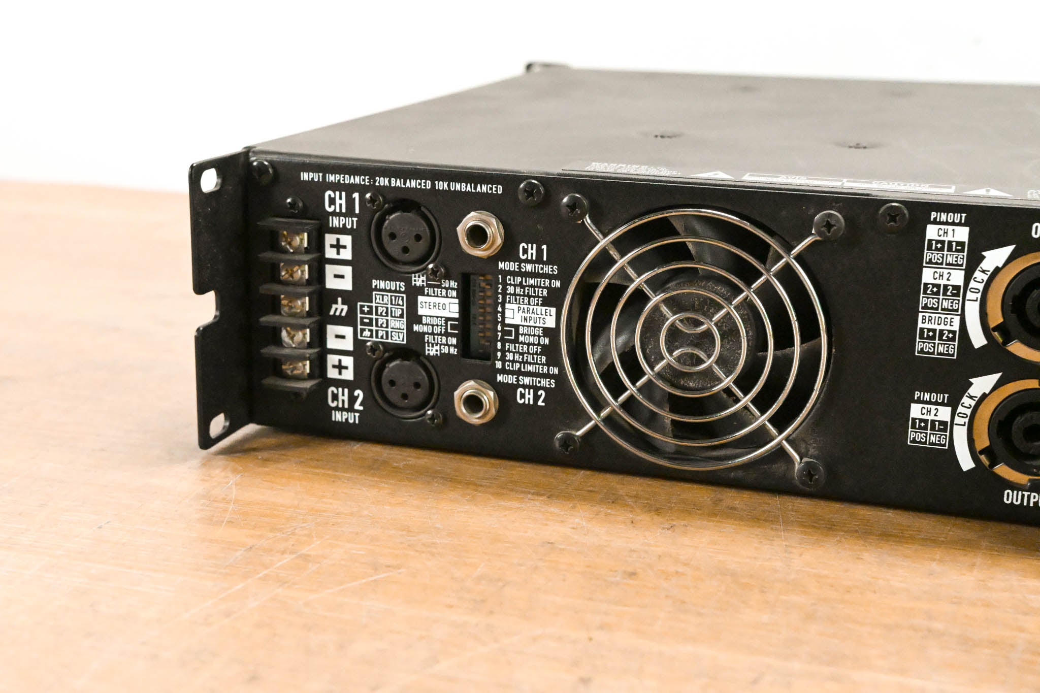 QSC RMX2450 2-Channel Power Amplifier