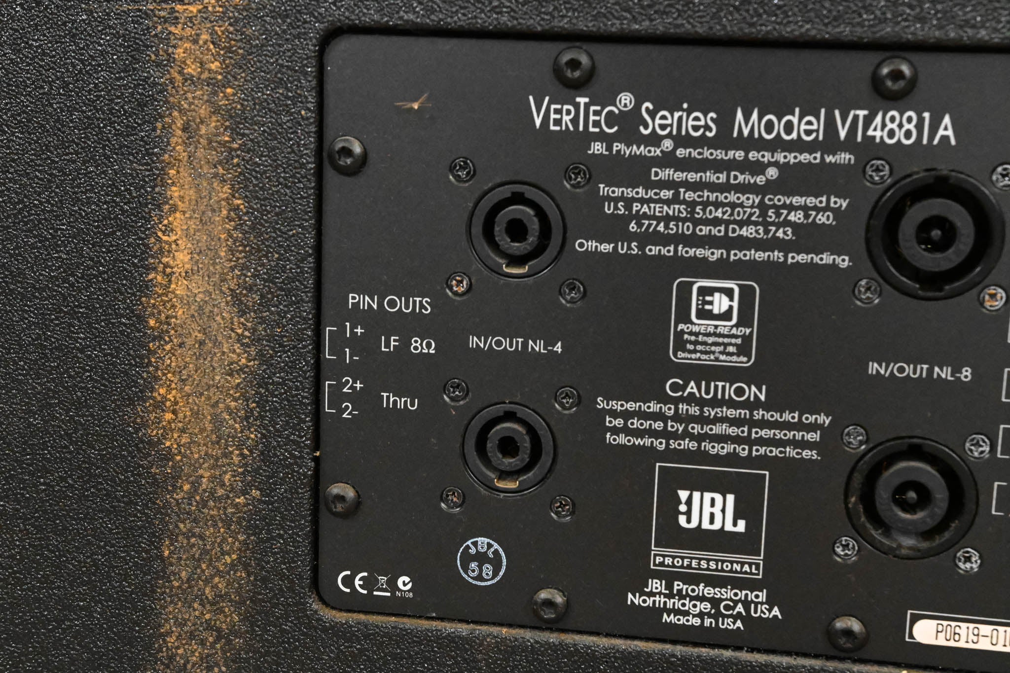 JBL VT4881A Compact Arrayable 18" Subwoofer