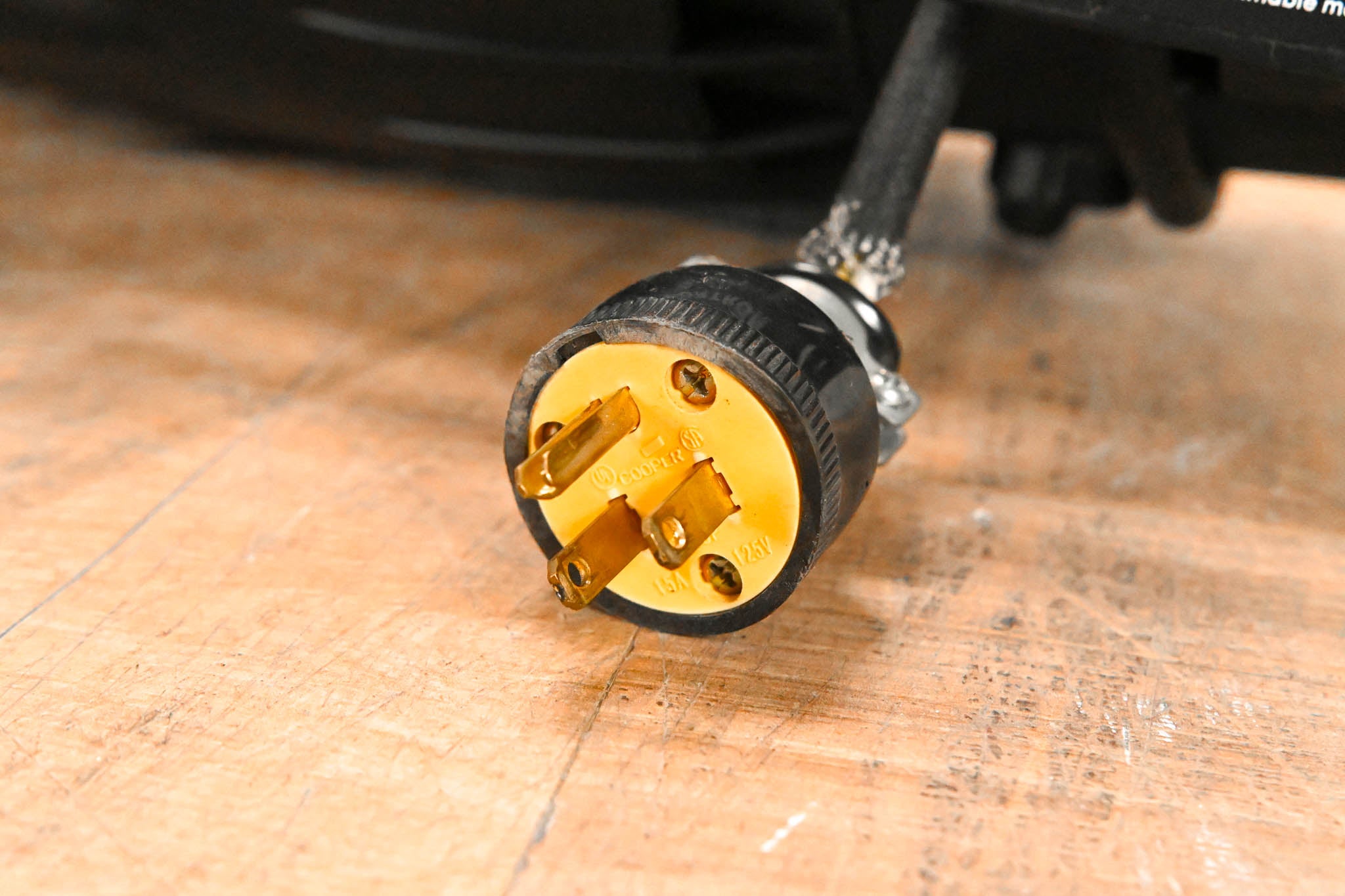 Dortron Profile Spot 750 19 Degree Ellipsoidal Light