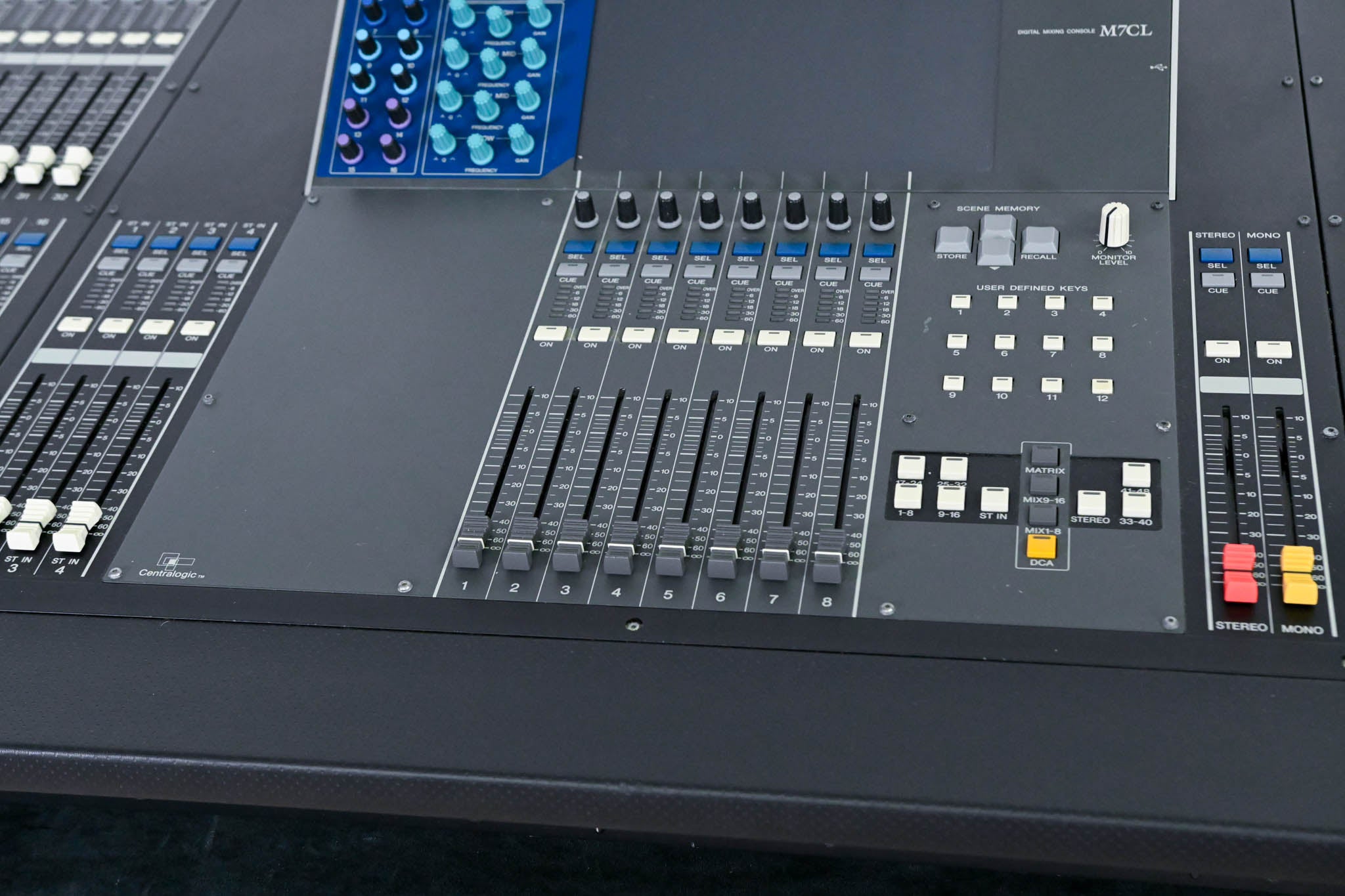 Yamaha M7CL-48ES 48-Channel EtherSound Digital Audio Mixer