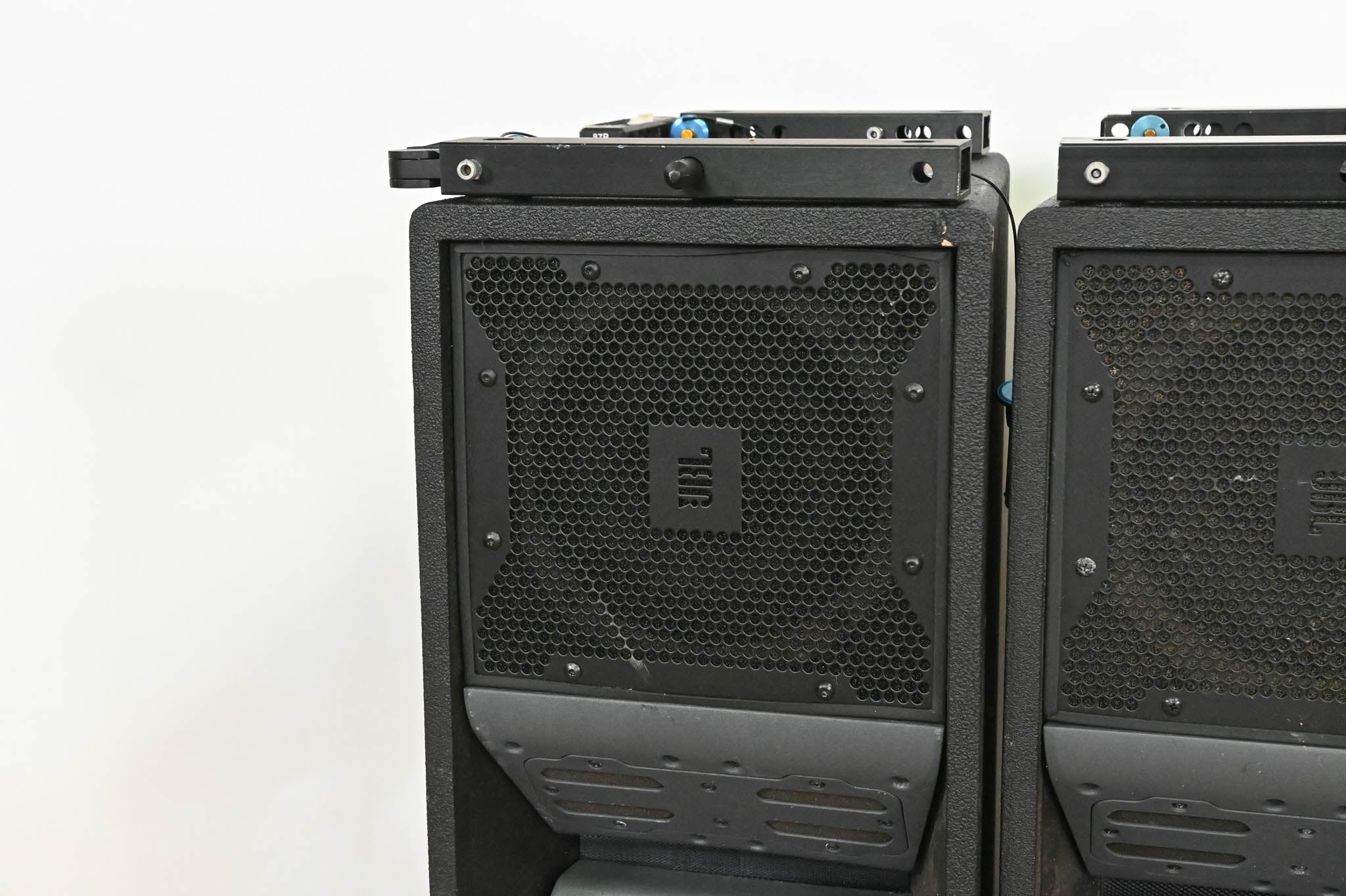 JBL VT4887 Compact Bi-Amplified 3-Way Line Array Element (PAIR)