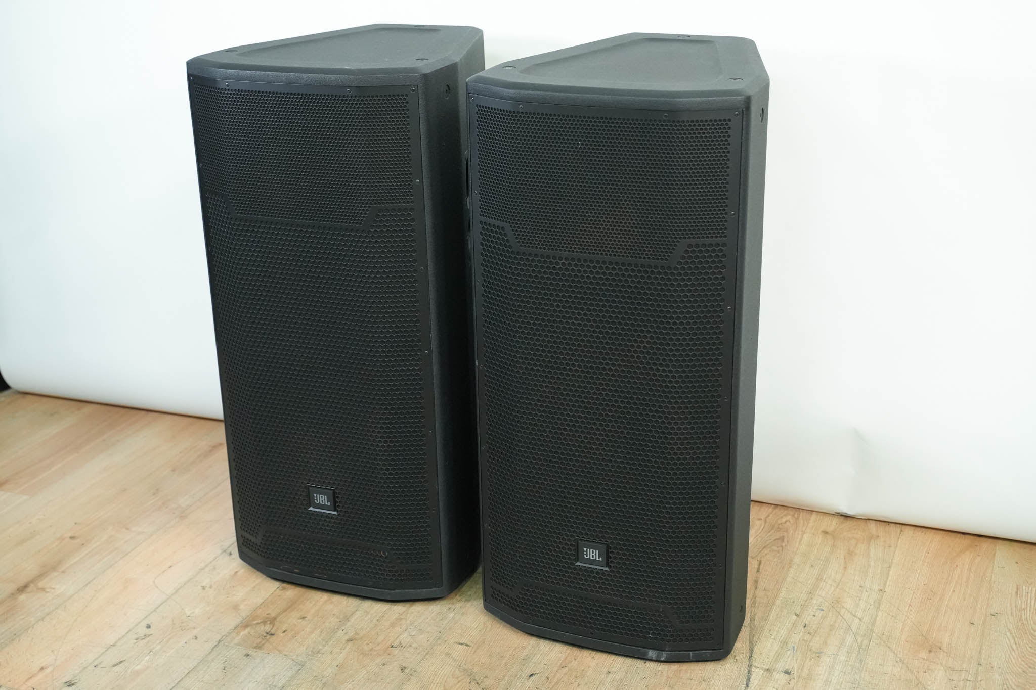 JBL PRX735 15" Three-Way Full-Range Main System (PAIR)