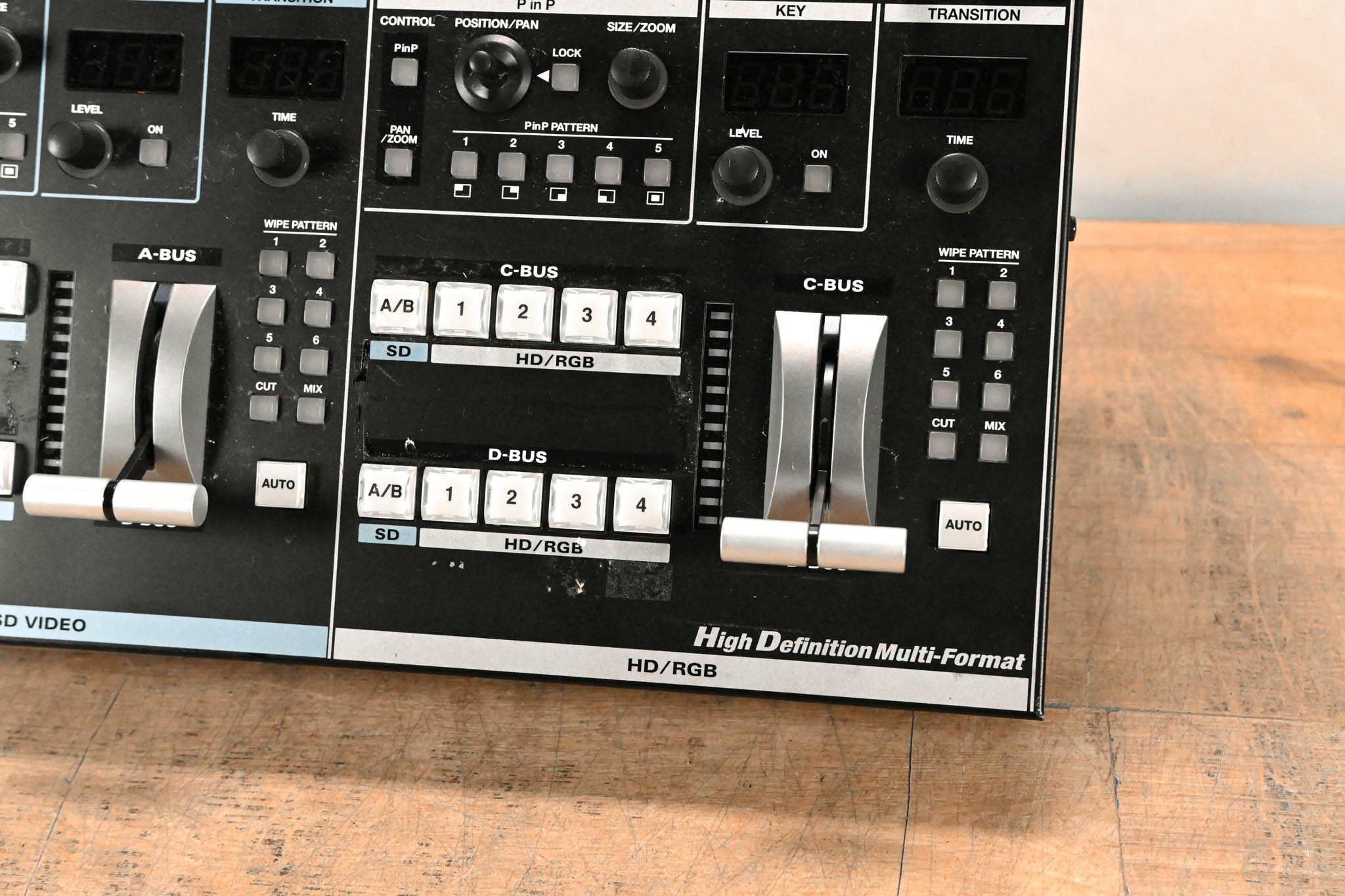 Roland V-440HD Multi-Format Video Mixer and Switcher
