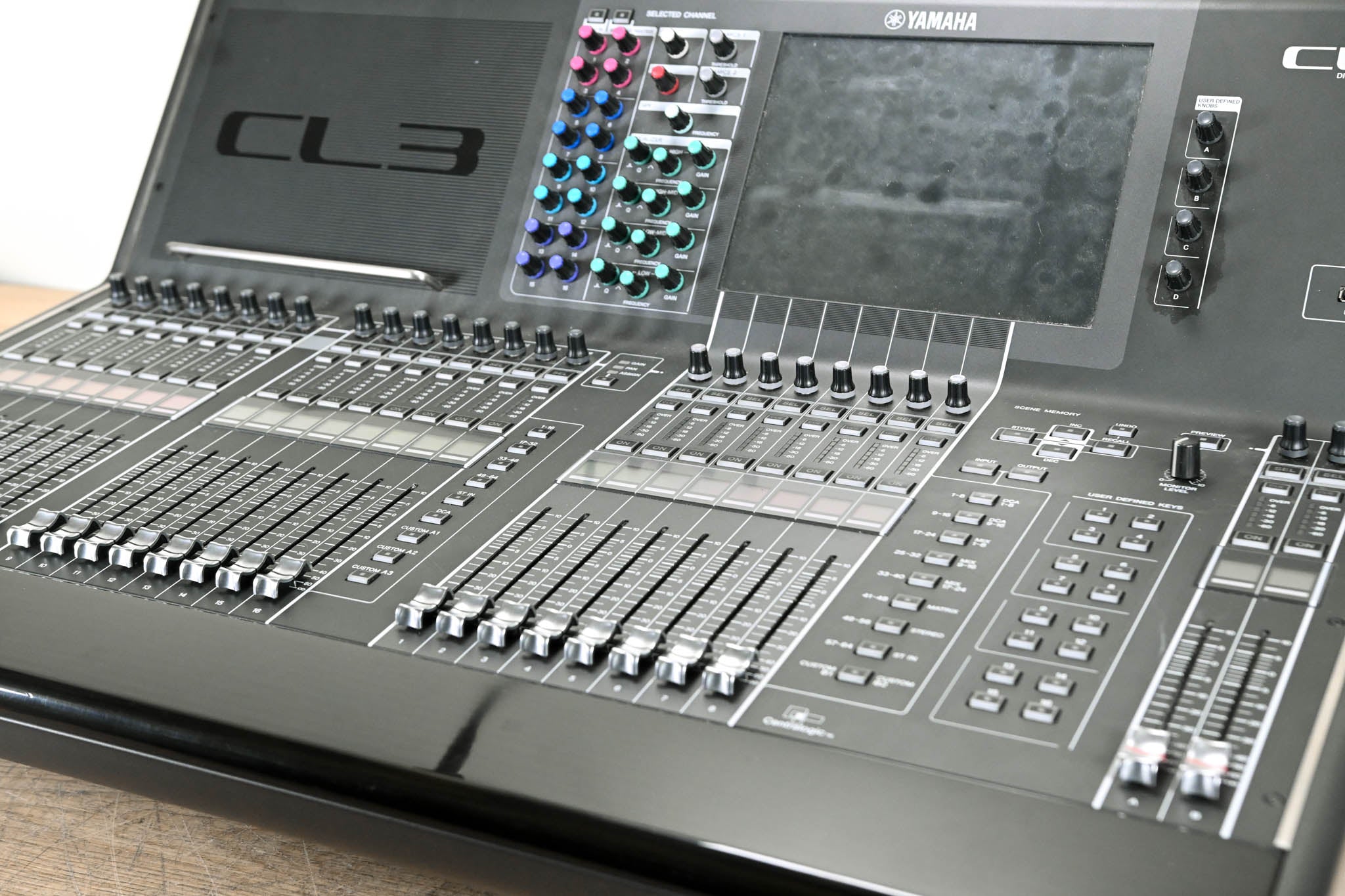 Yamaha CL3 Digital Audio Mixing Console