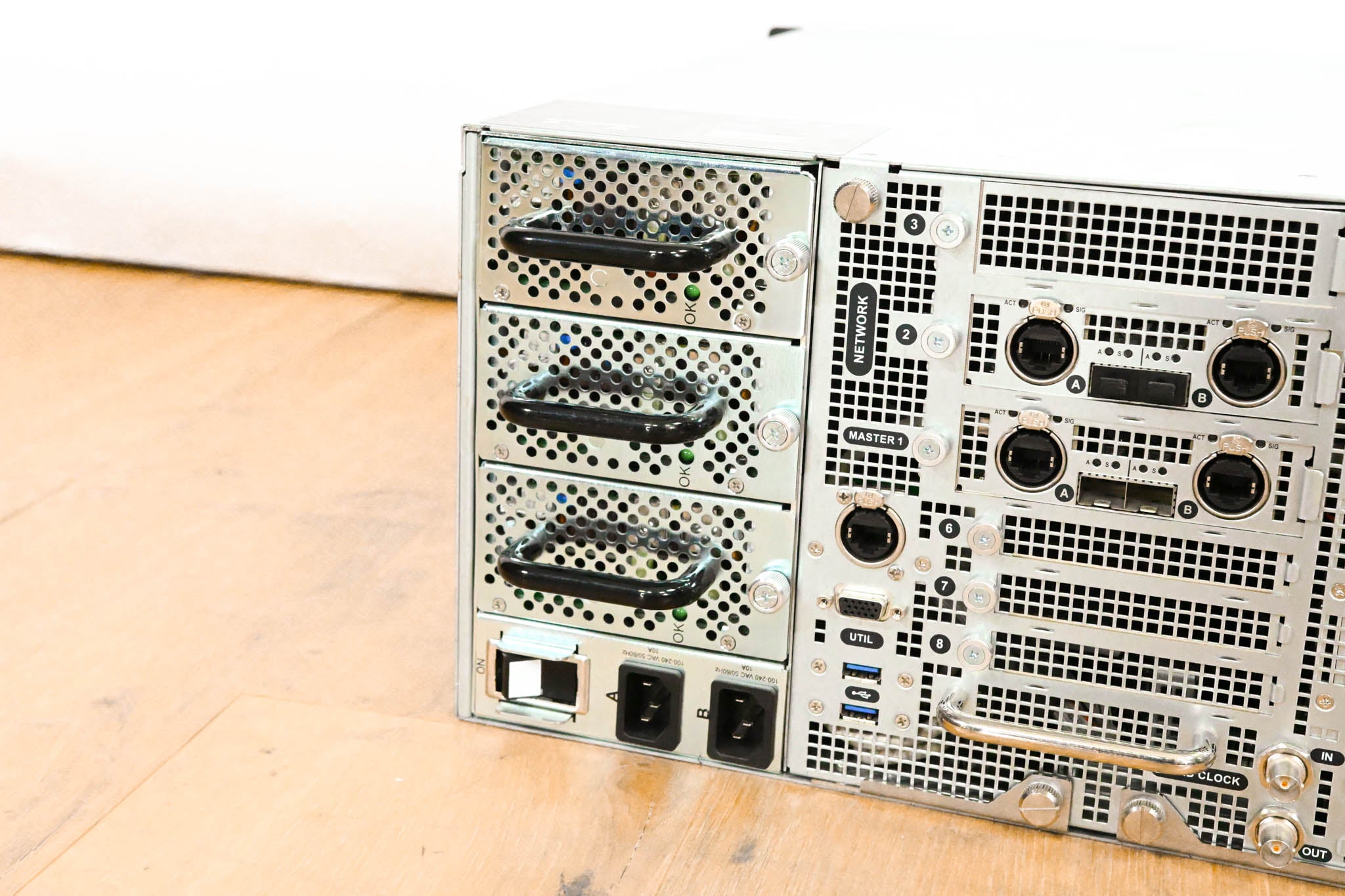 AVID VENUE E6L-144 Live Sound Mixing Engine